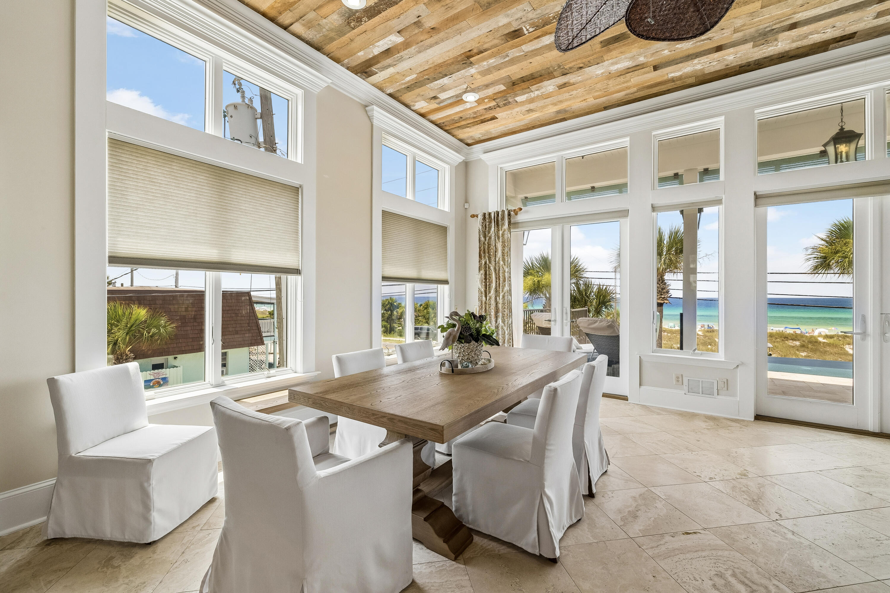 LAGUNA BEACH - Residential