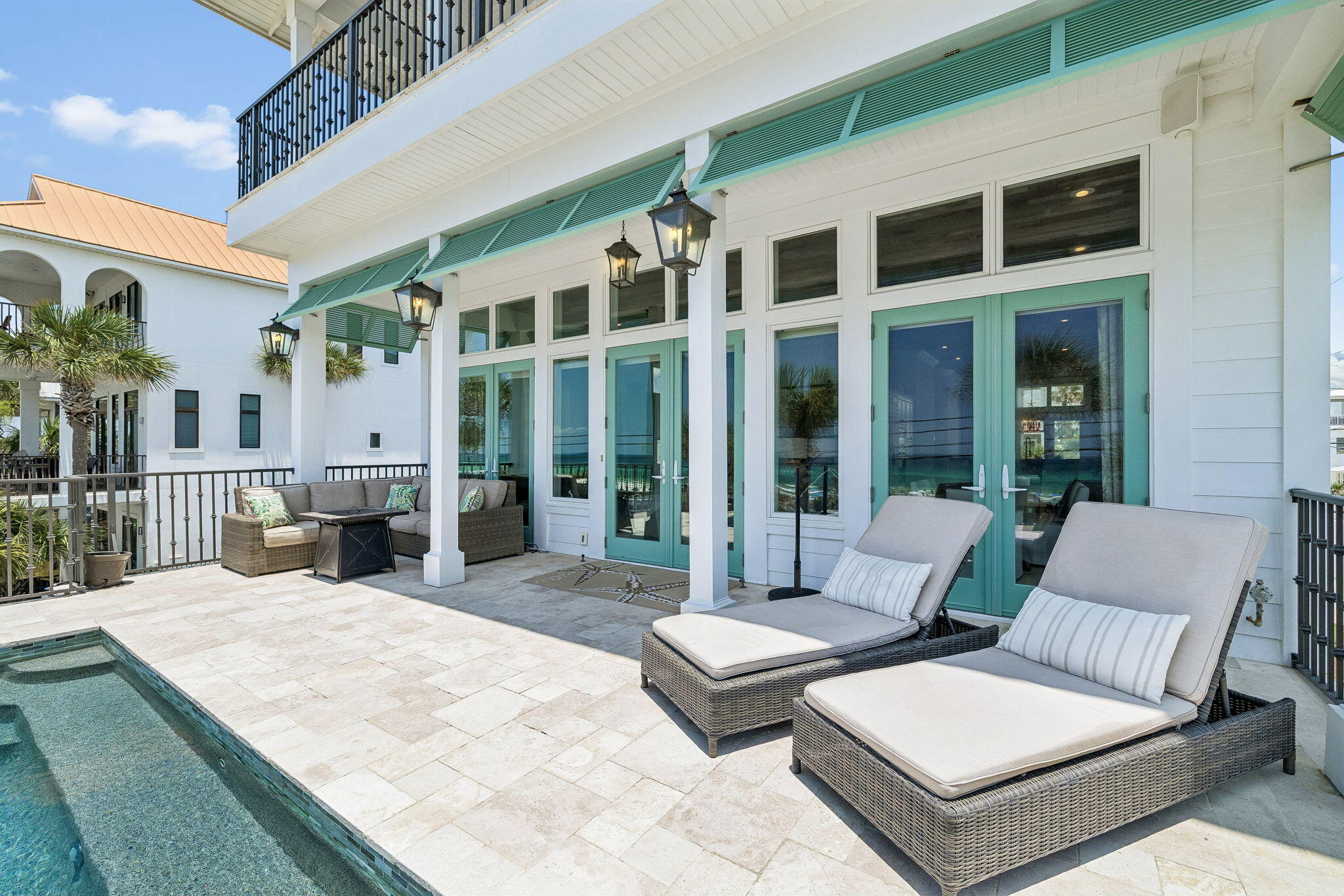 LAGUNA BEACH - Residential