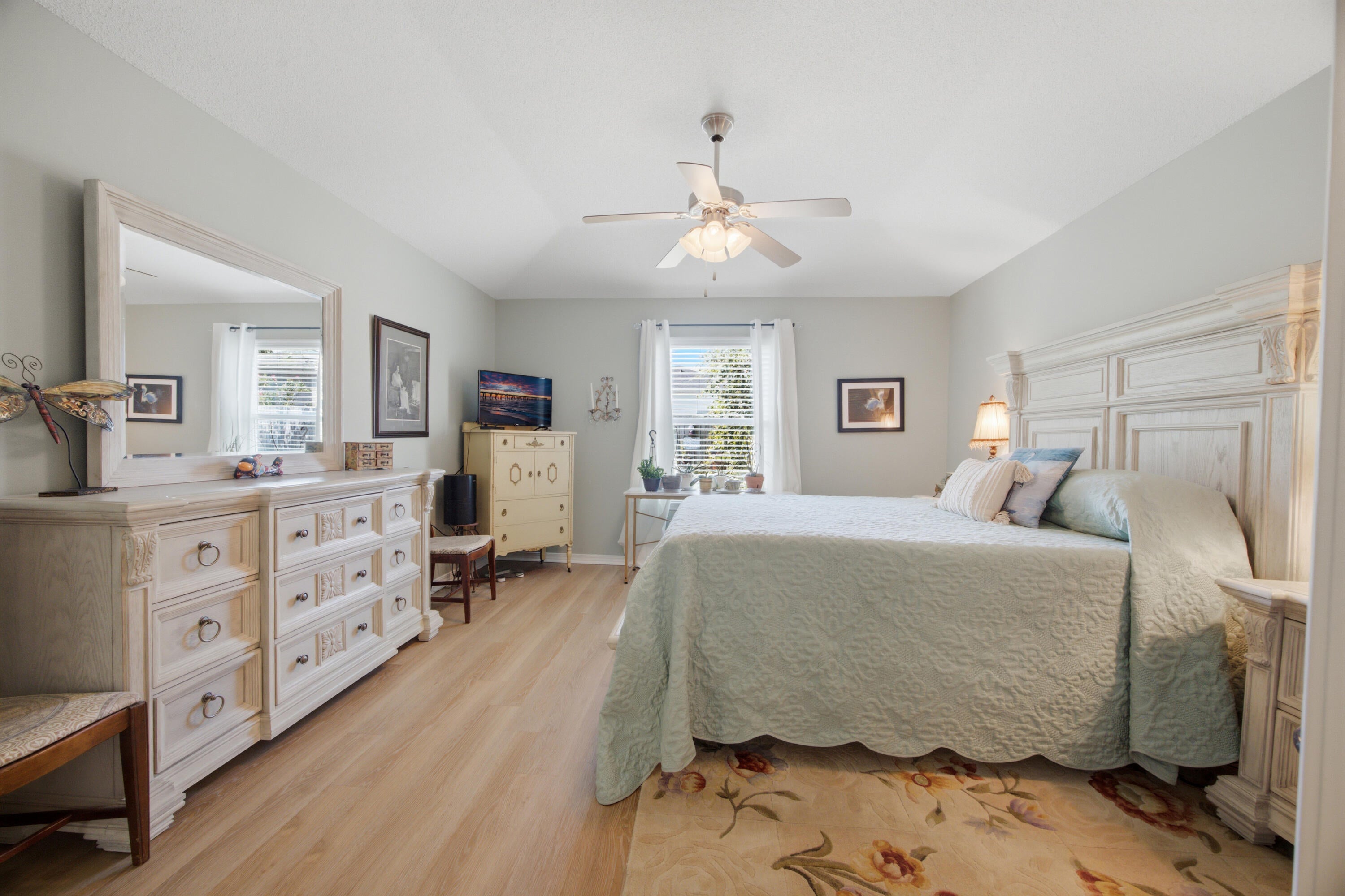 SHADOW LAKES - Residential