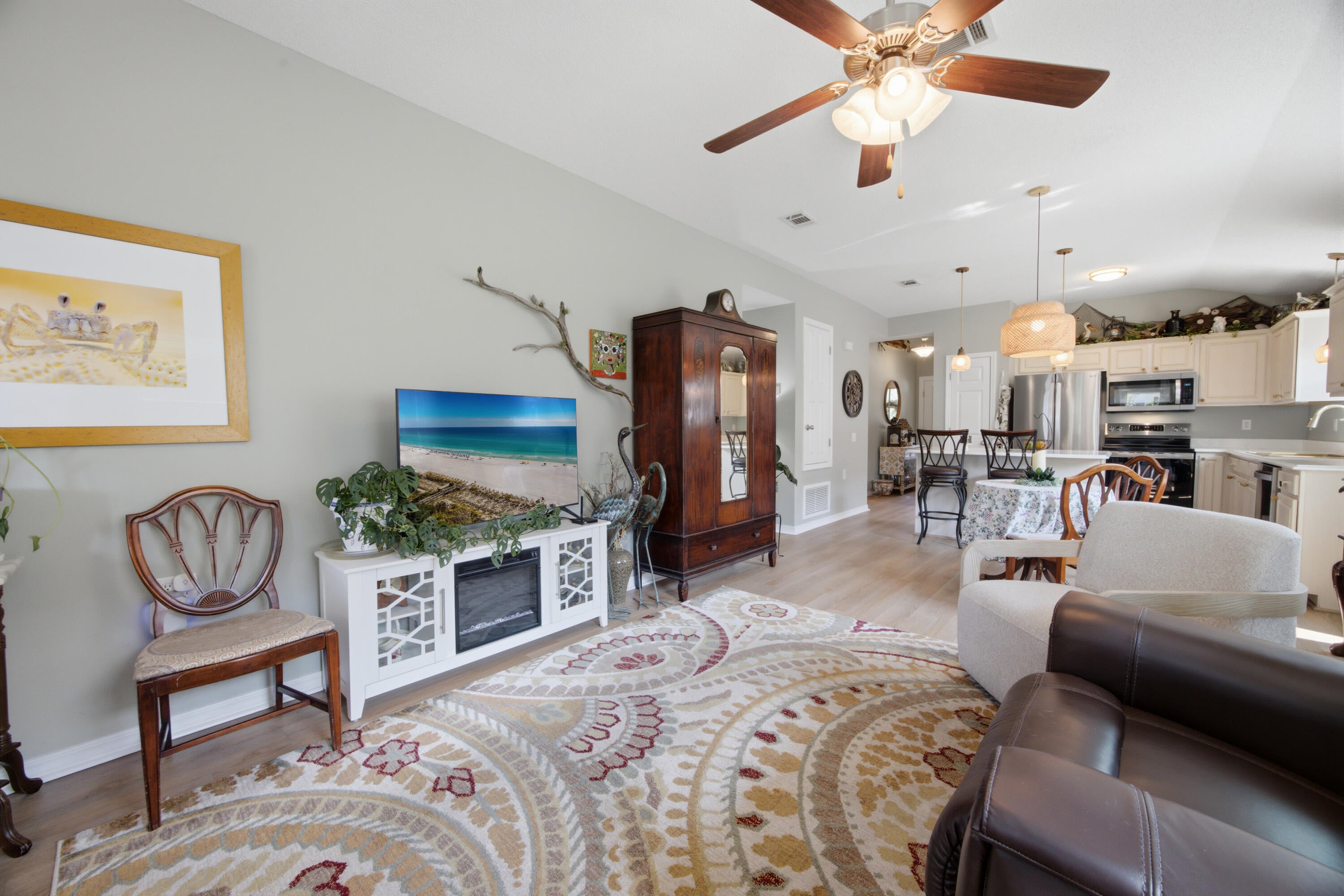 SHADOW LAKES - Residential