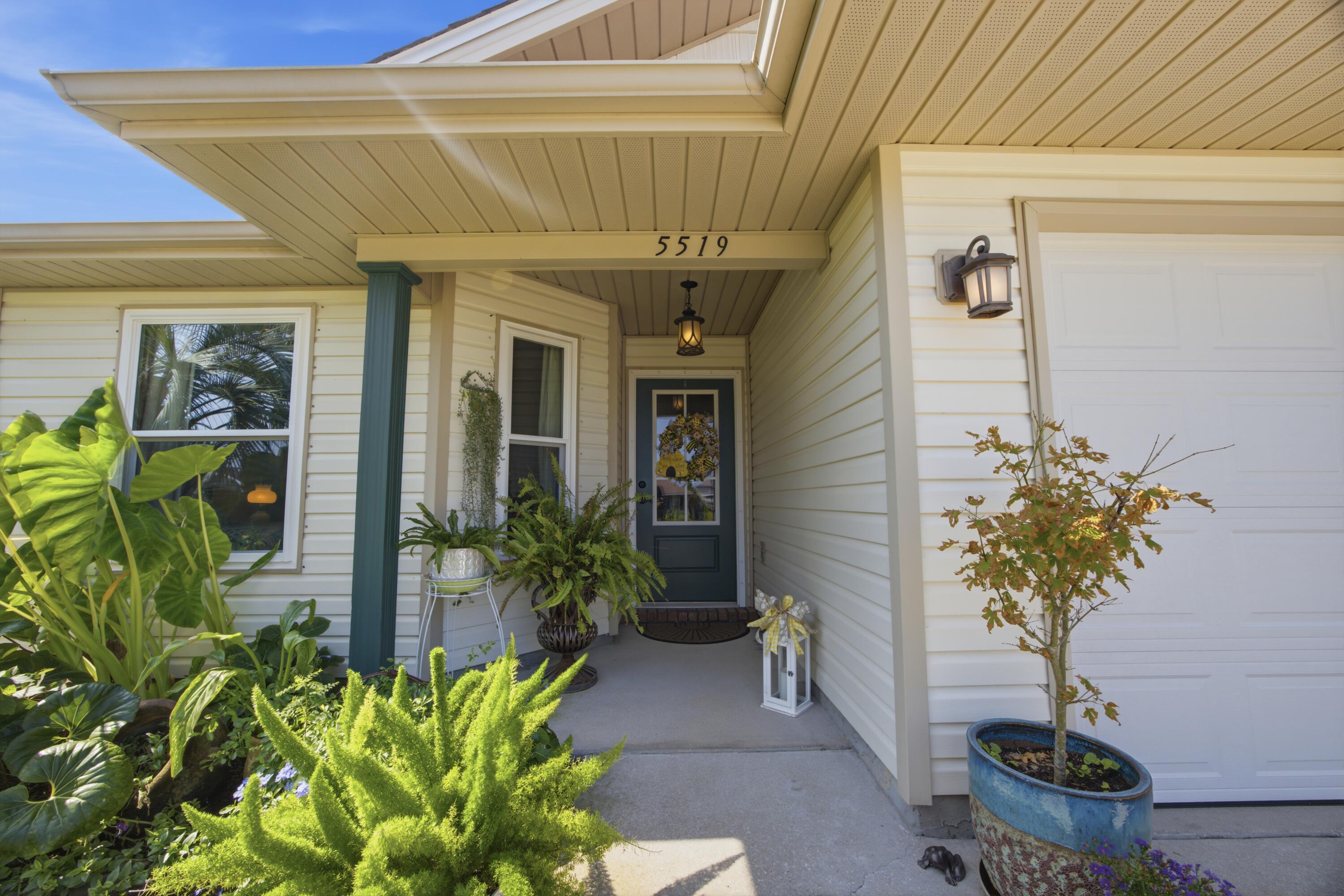 SHADOW LAKES - Residential