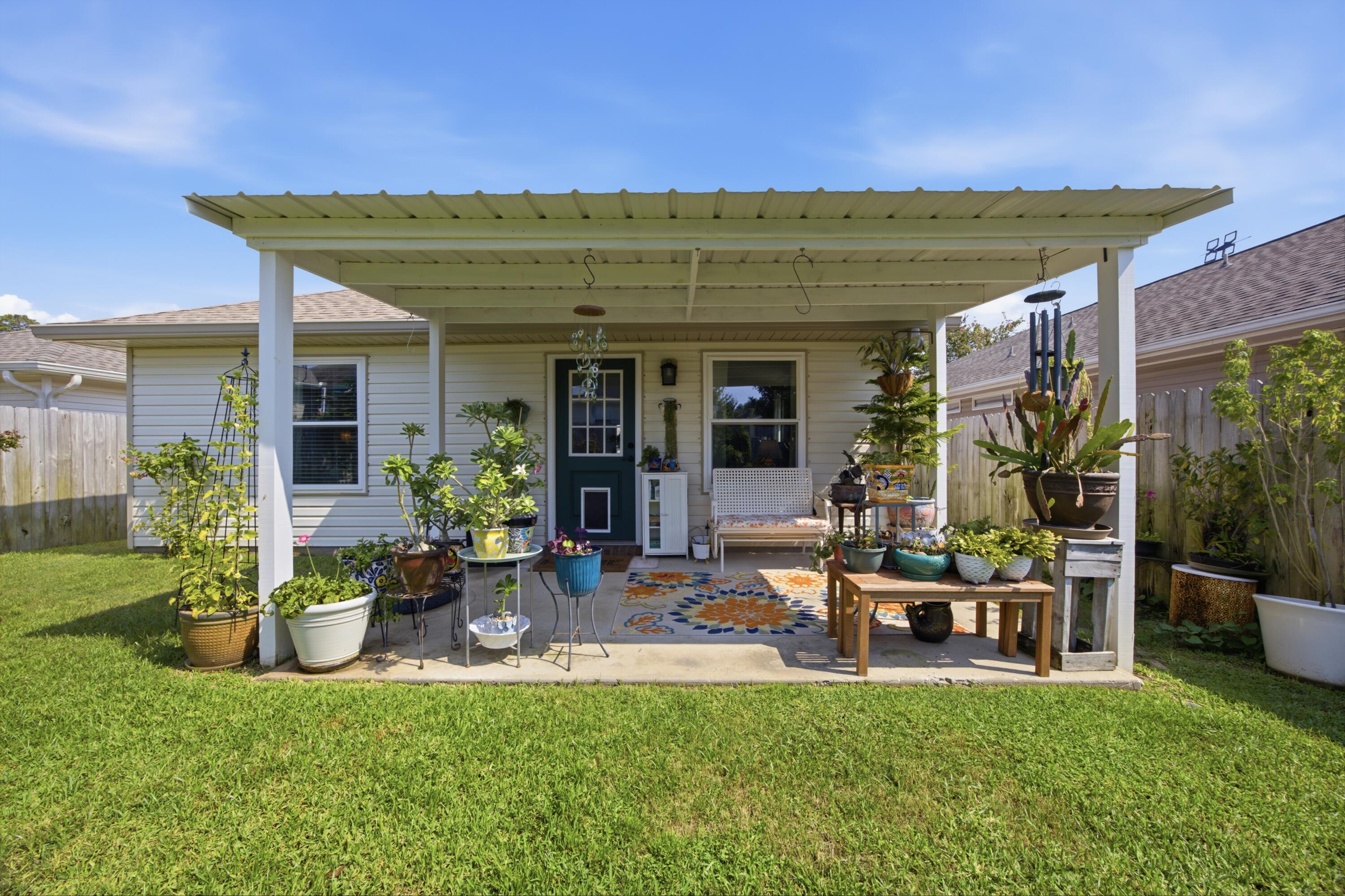 SHADOW LAKES - Residential