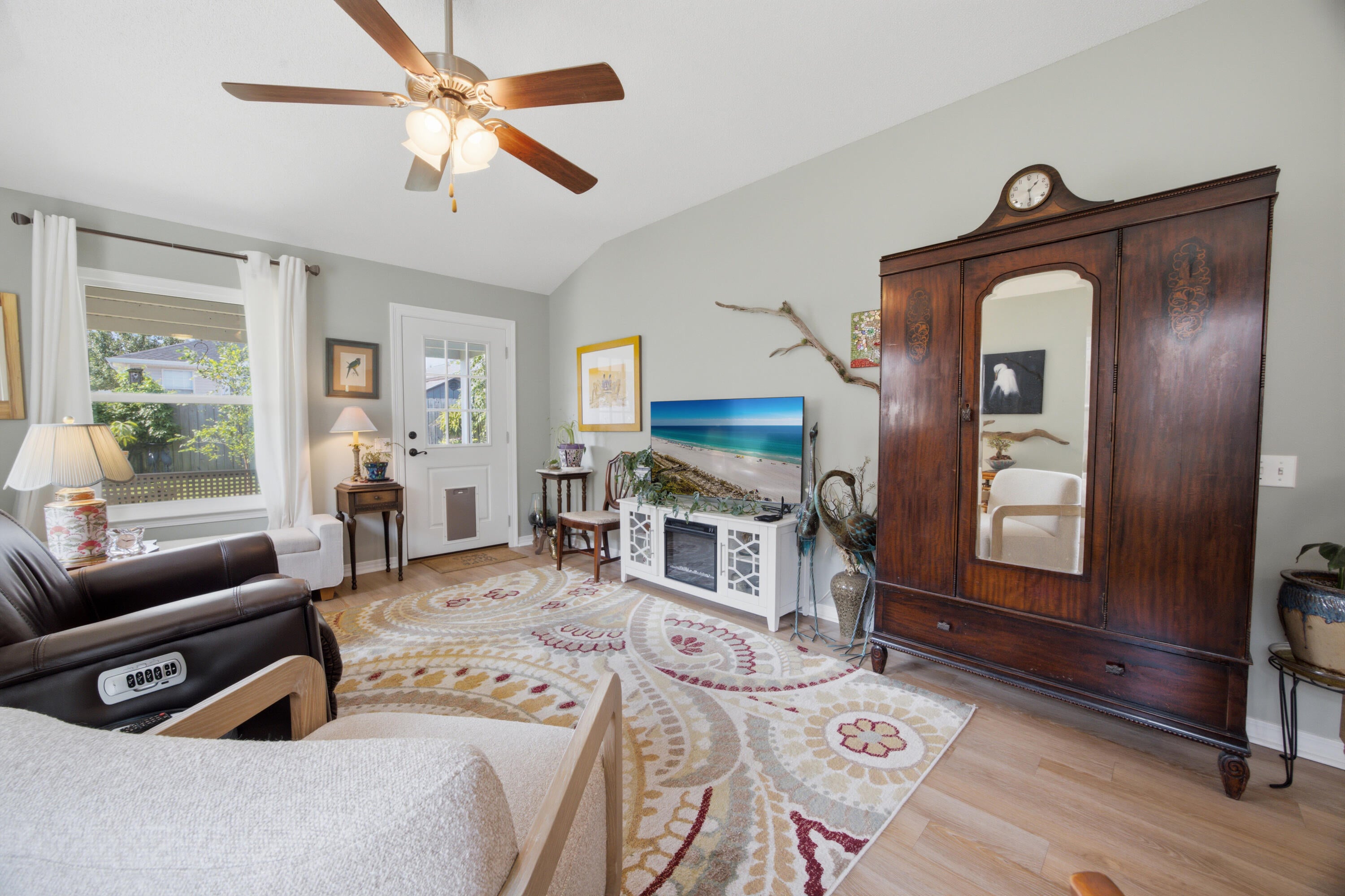 SHADOW LAKES - Residential