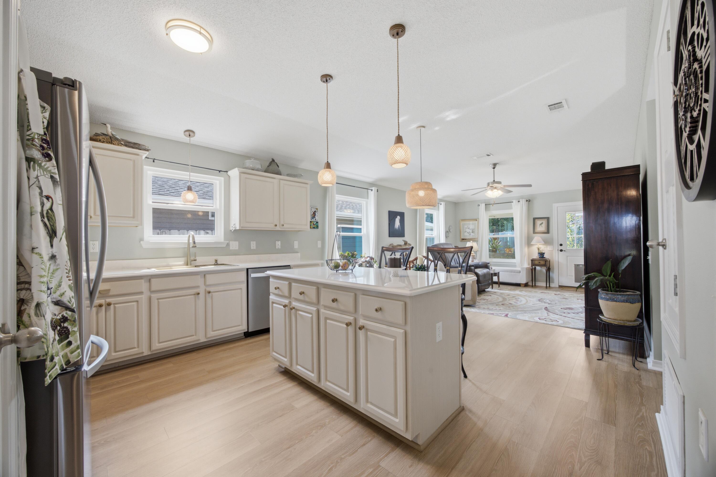 SHADOW LAKES - Residential