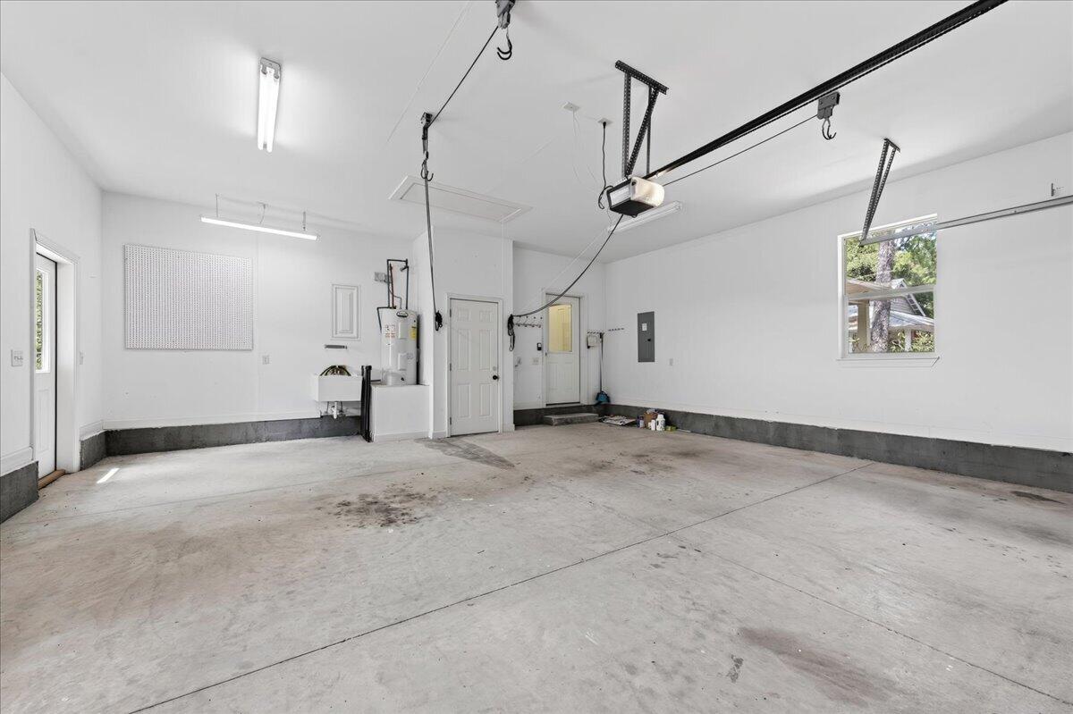 DAUGHETTES AMENDED - Residential