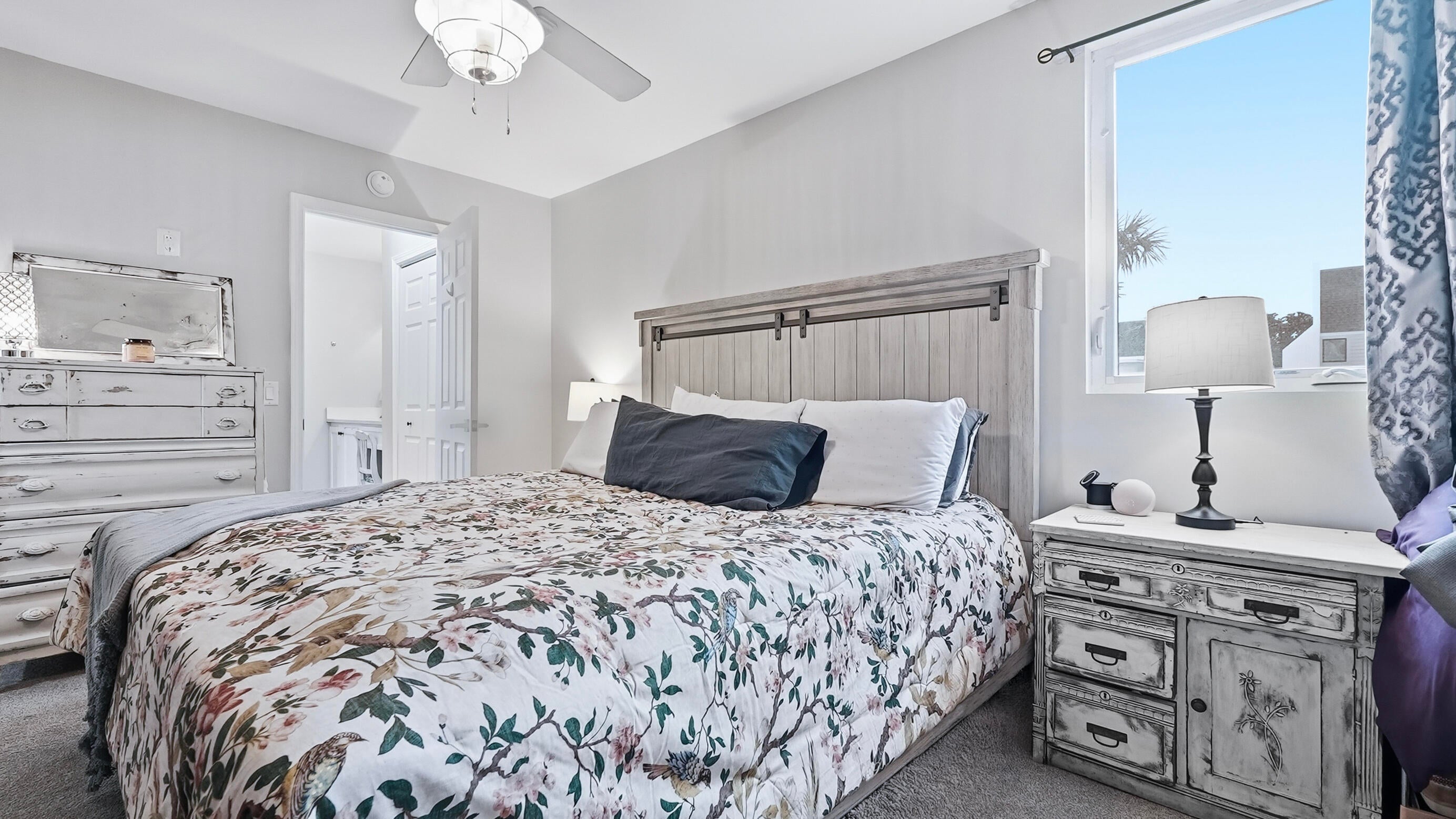 Bay Point Harbour Villas - Residential