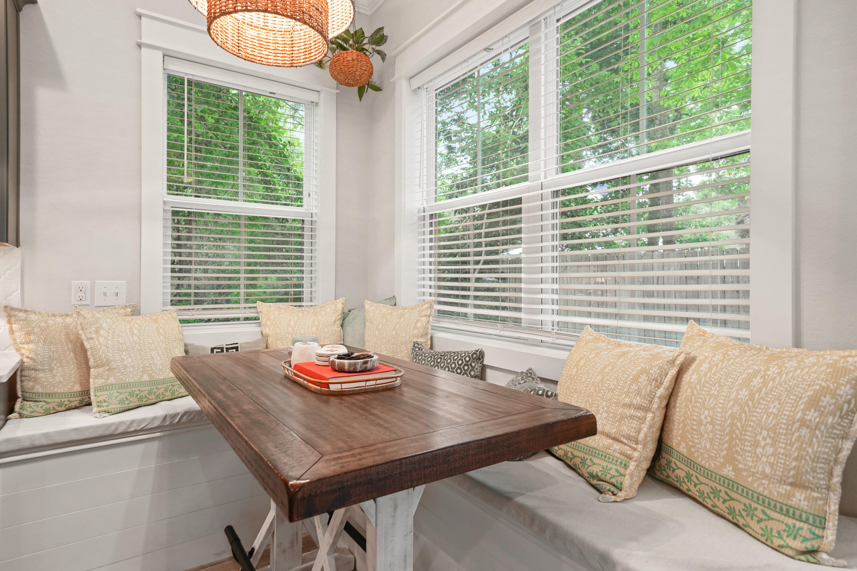 SACRED OAKS PH 2 - Residential Lease