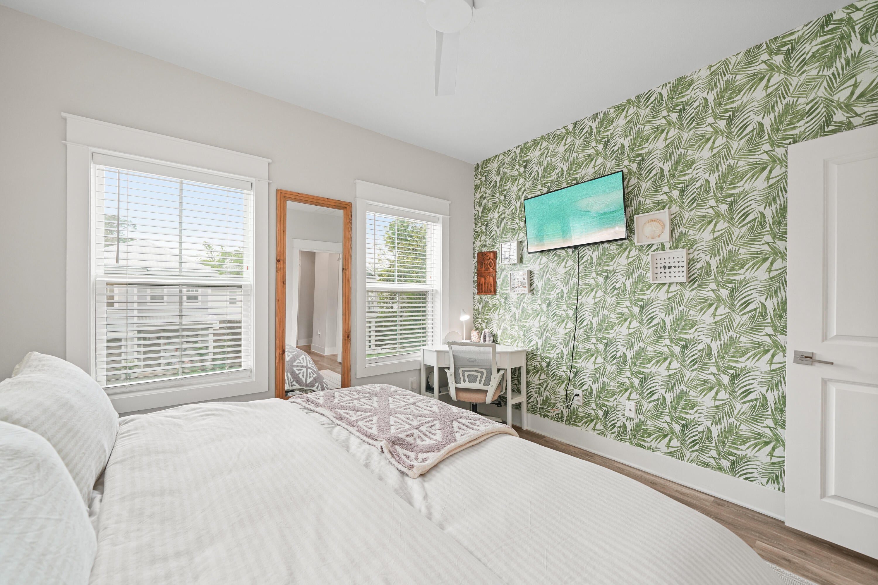 SACRED OAKS PH 2 - Residential Lease