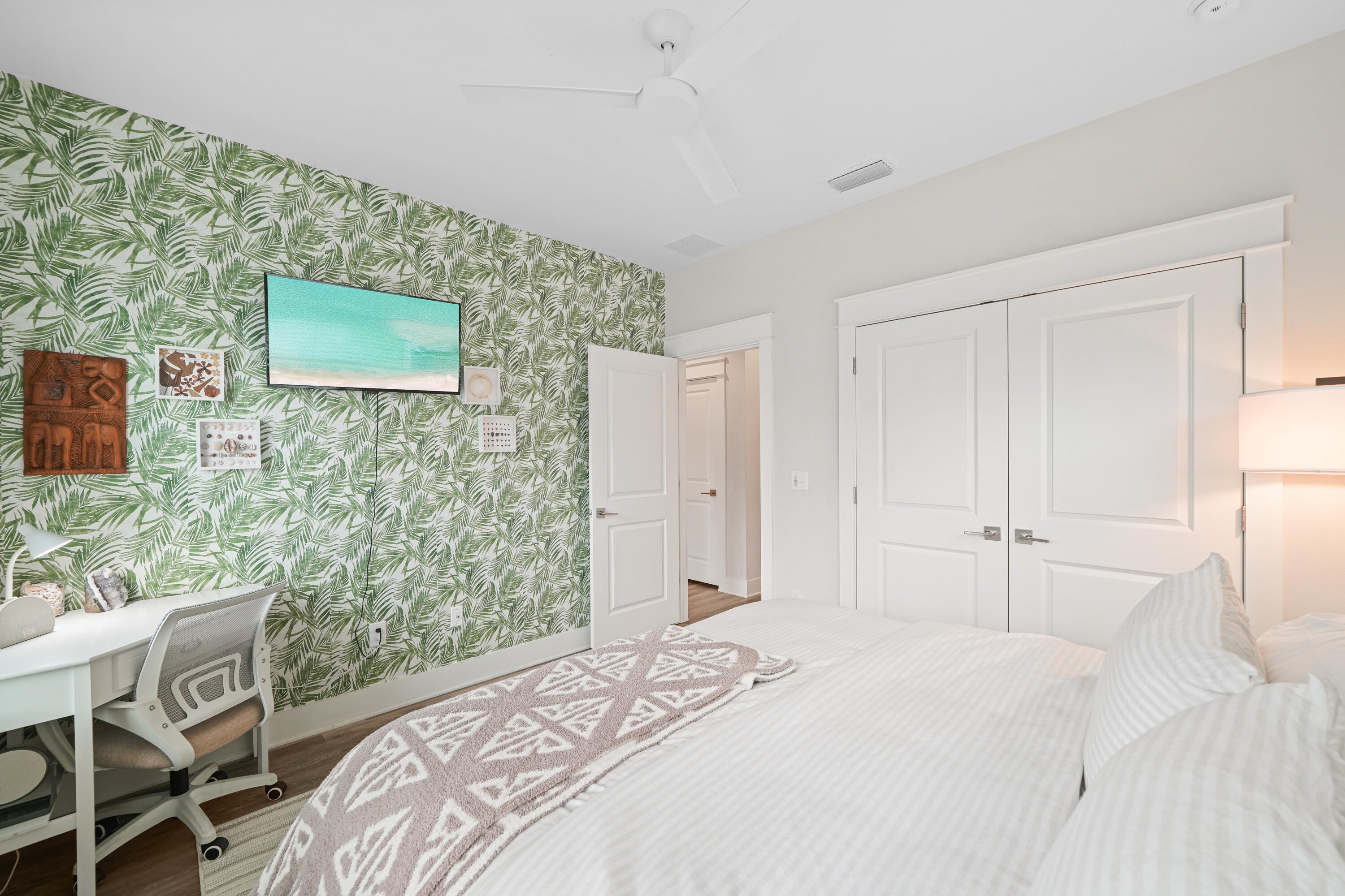 SACRED OAKS PH 2 - Residential Lease