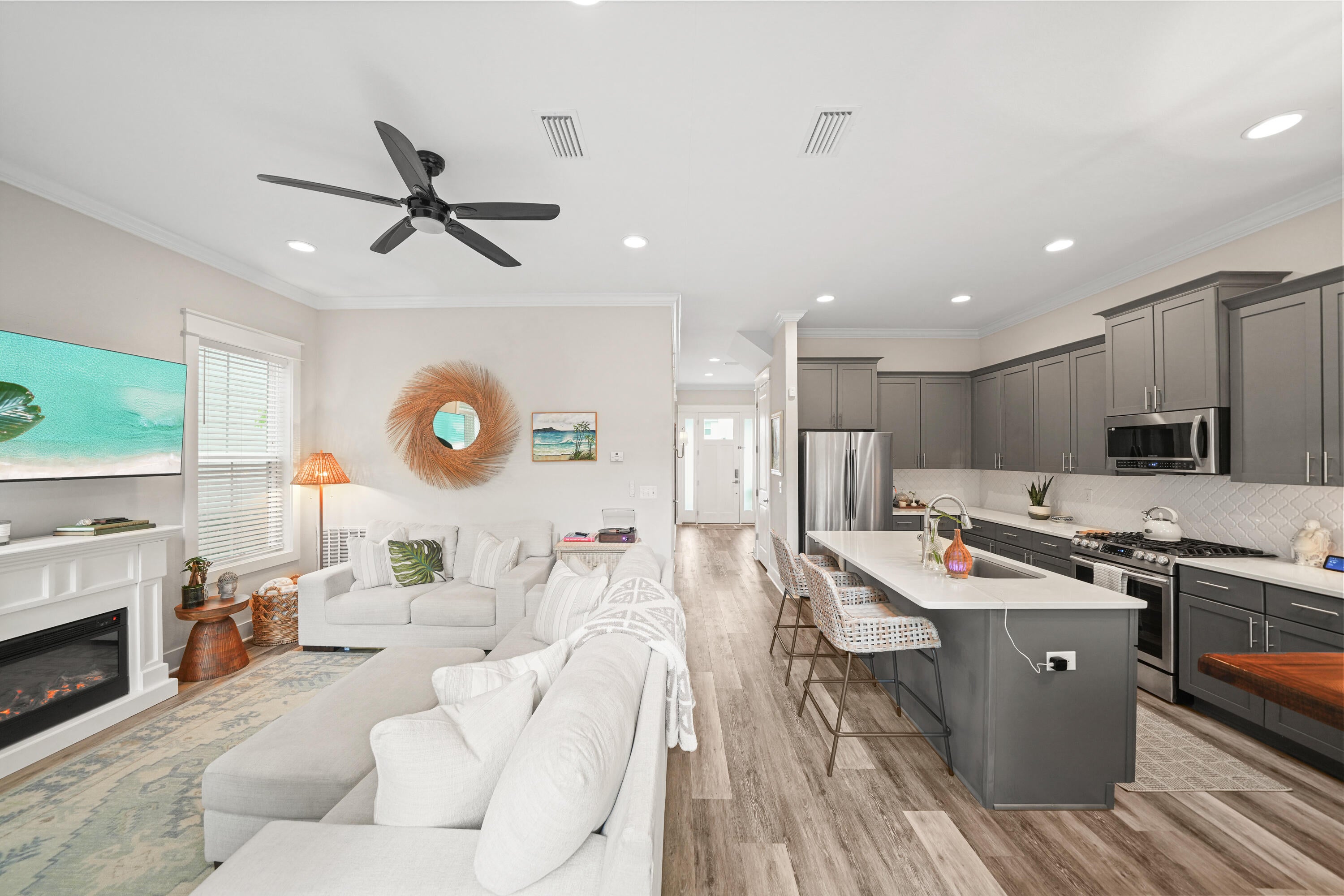 SACRED OAKS PH 2 - Residential Lease