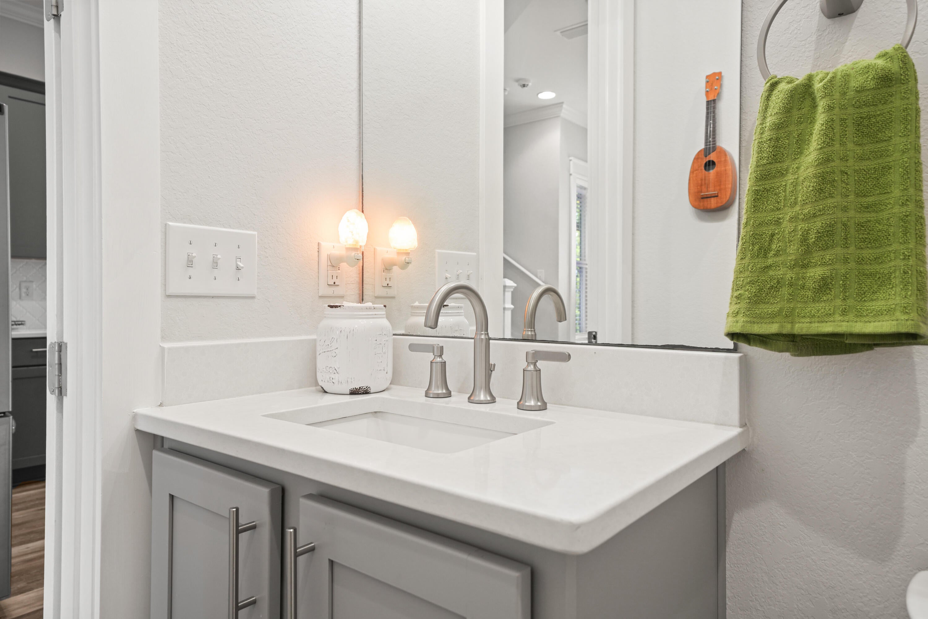 SACRED OAKS PH 2 - Residential Lease