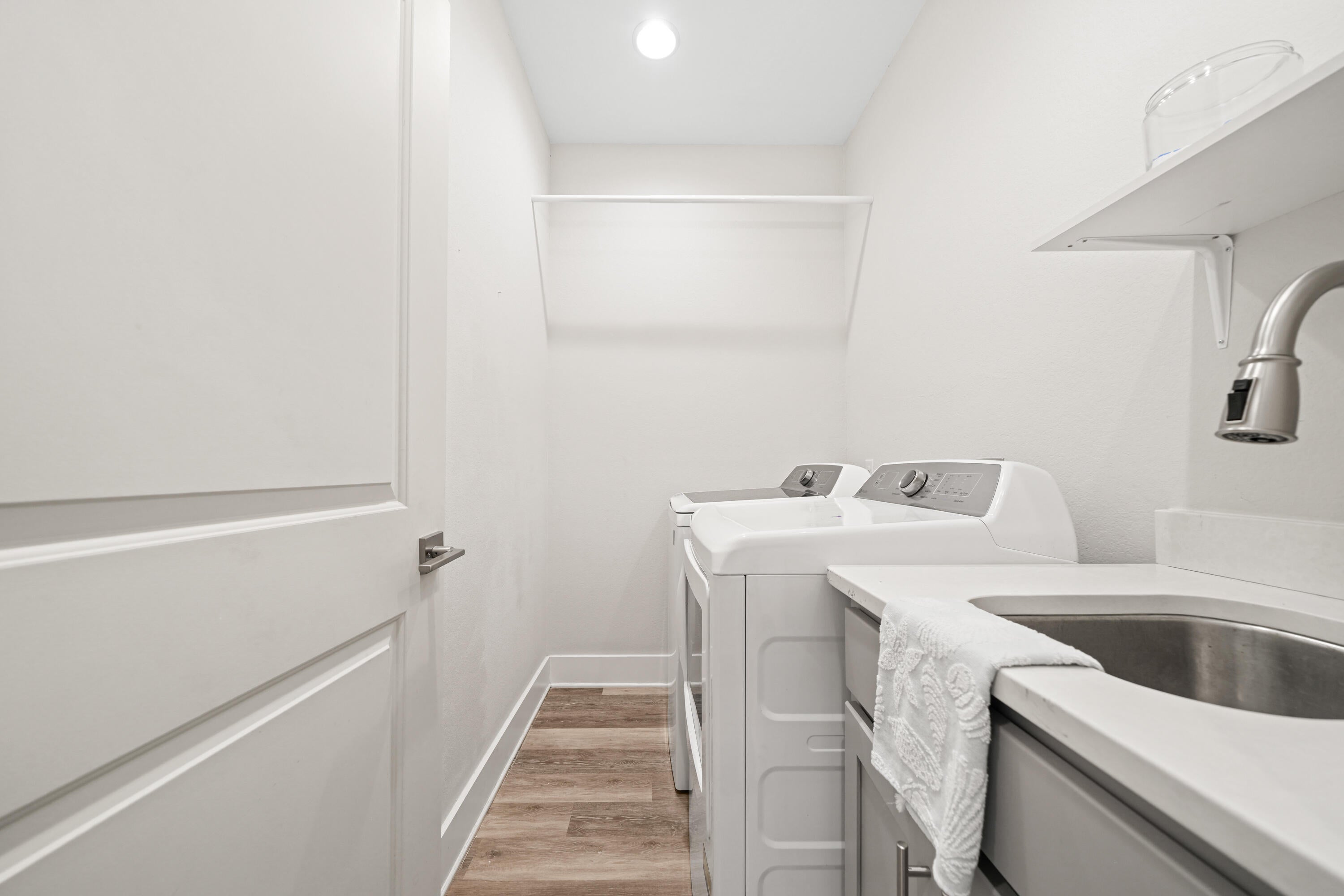 SACRED OAKS PH 2 - Residential Lease