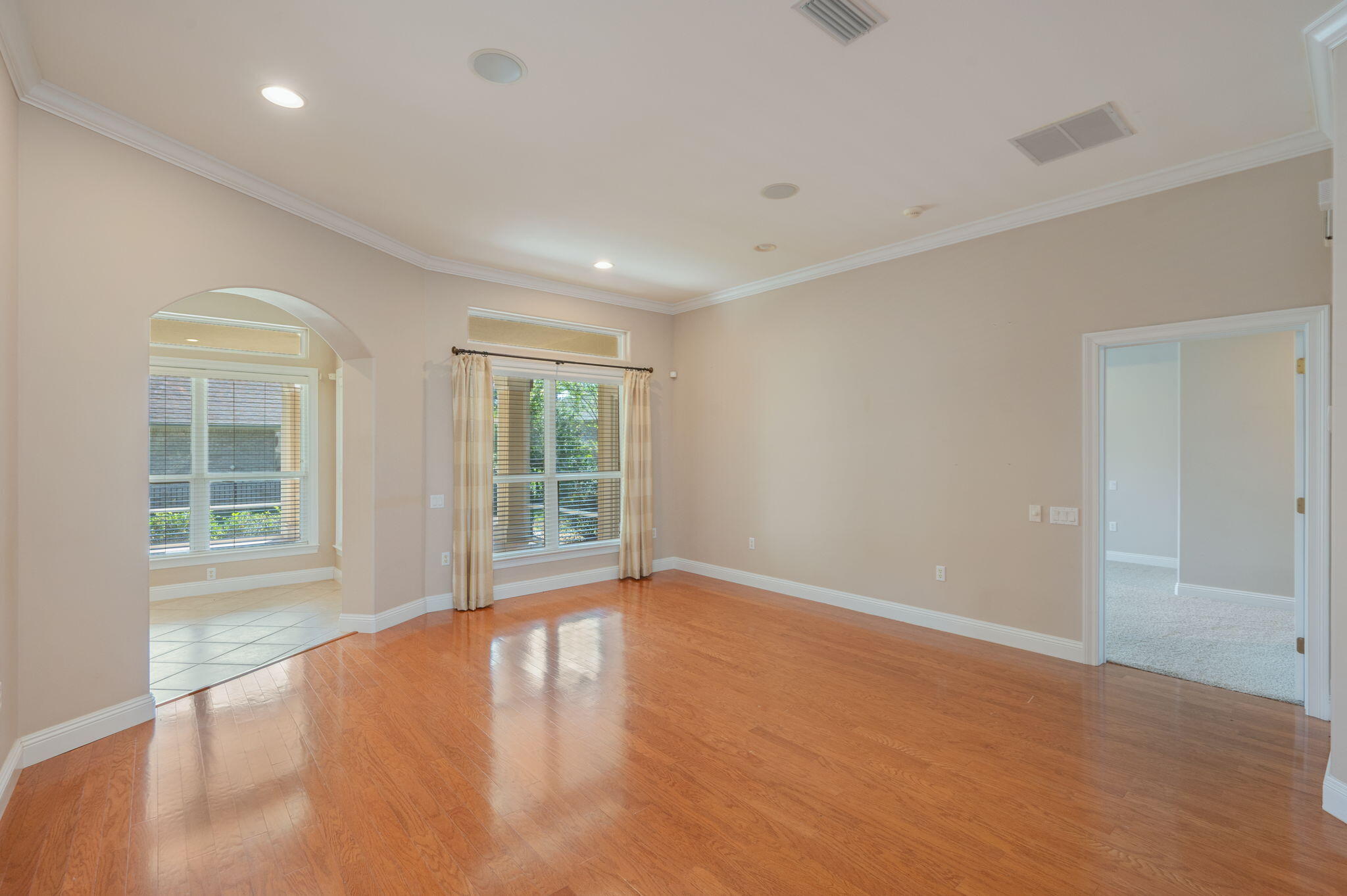 SILVER OAKS PH 1 - Residential