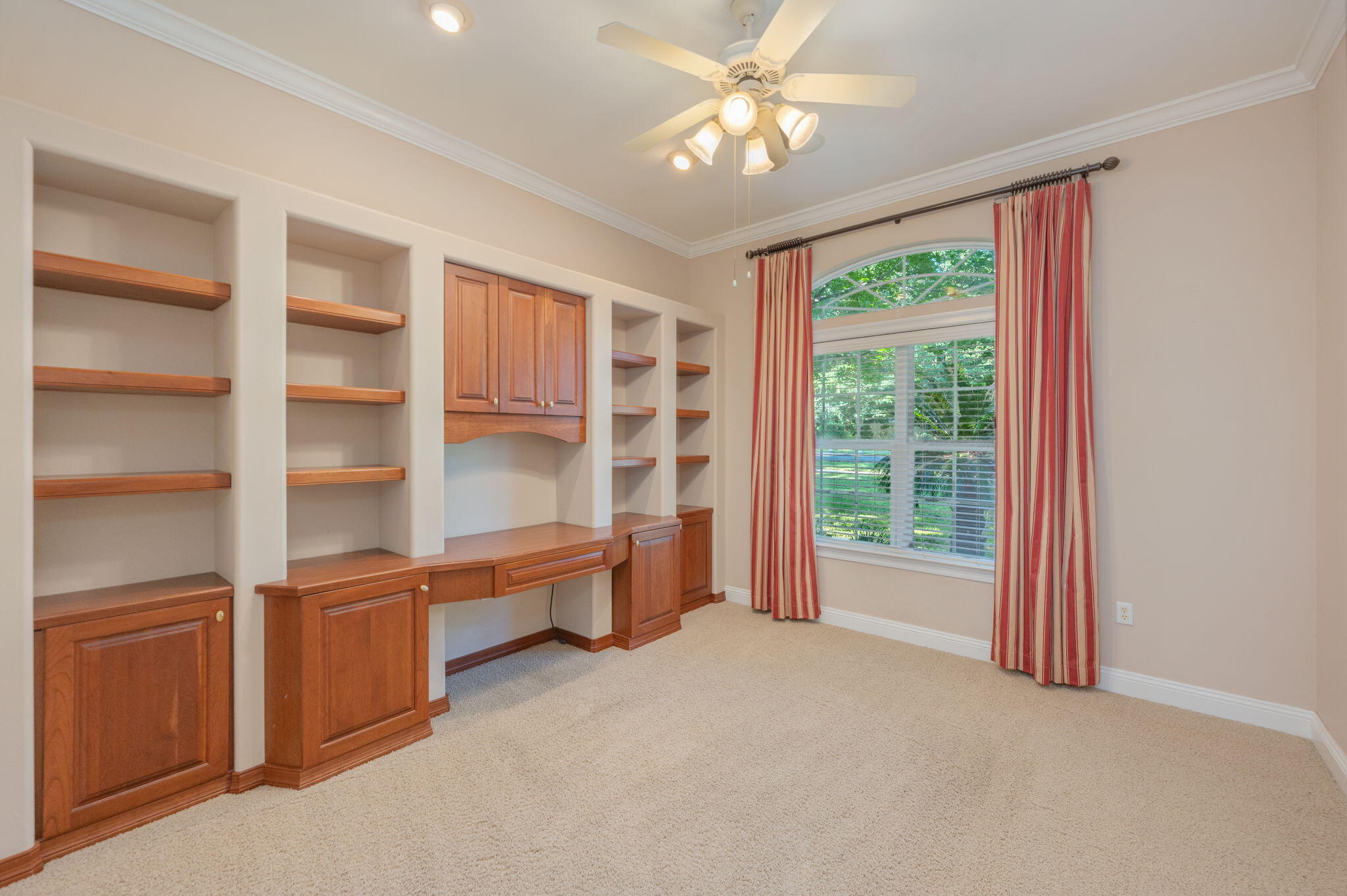 SILVER OAKS PH 1 - Residential