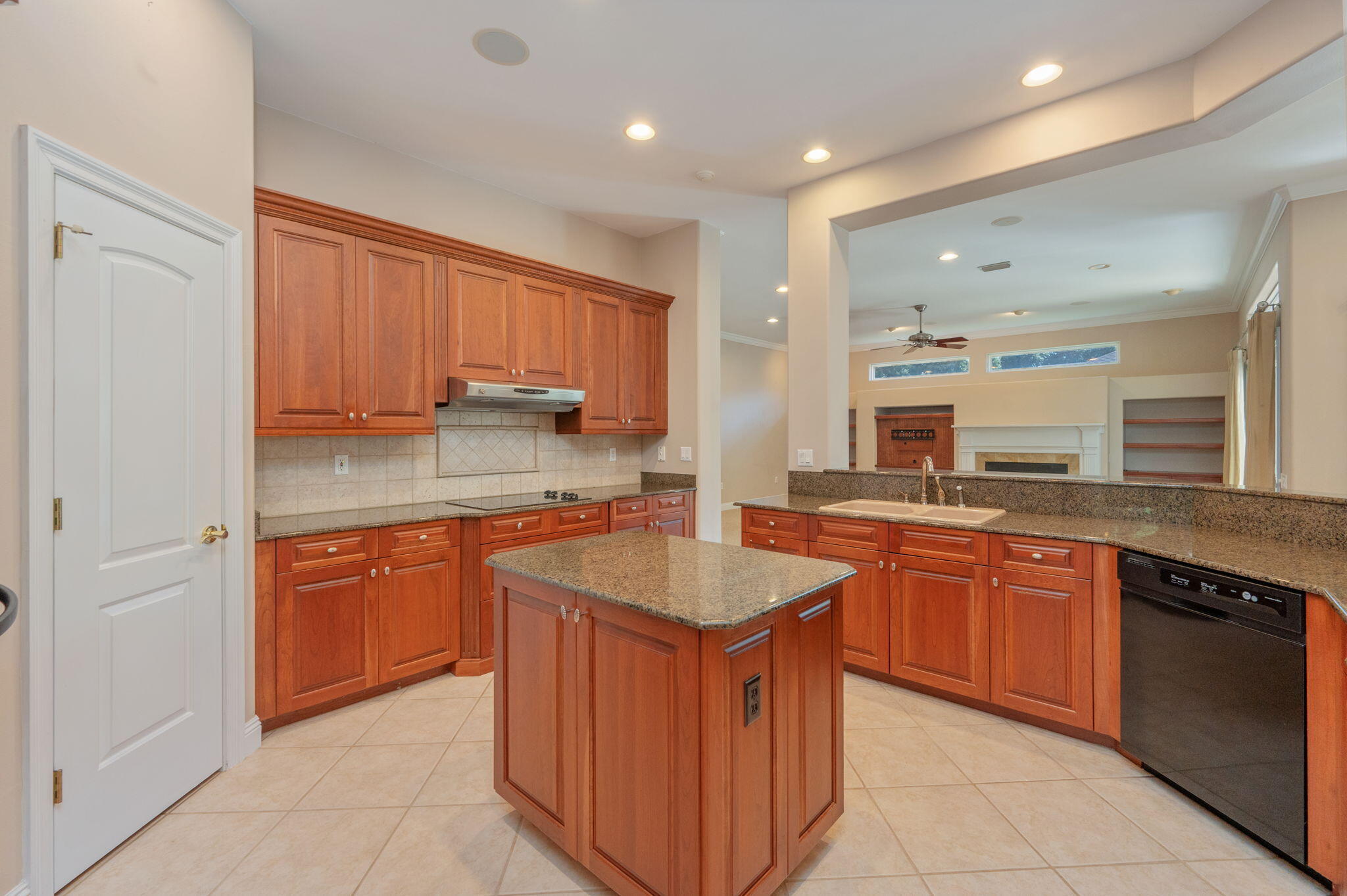 SILVER OAKS PH 1 - Residential