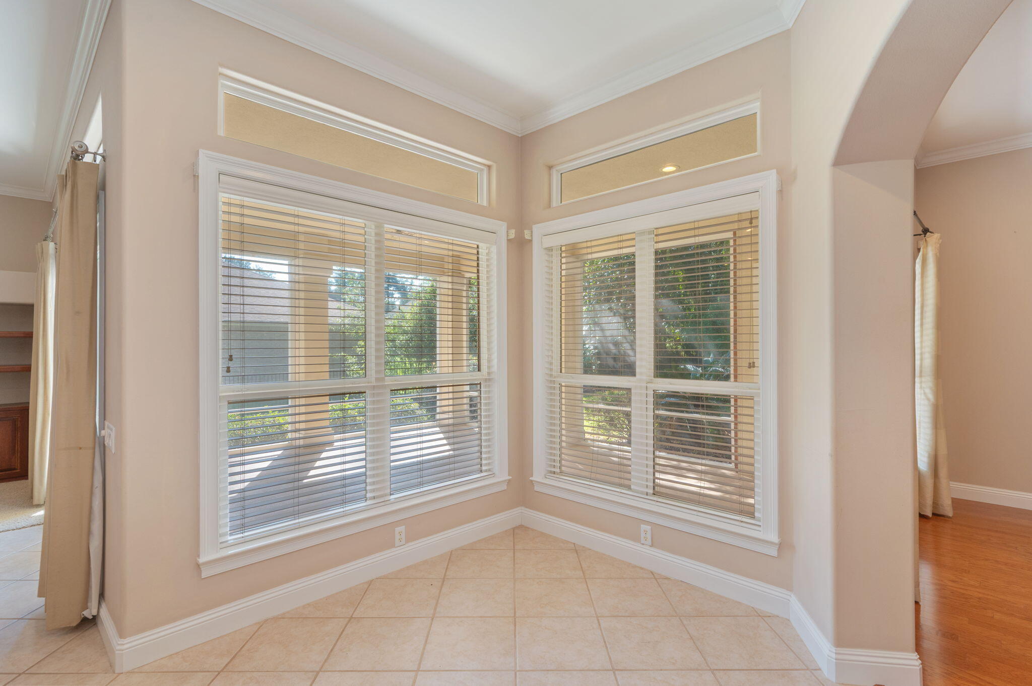 SILVER OAKS PH 1 - Residential