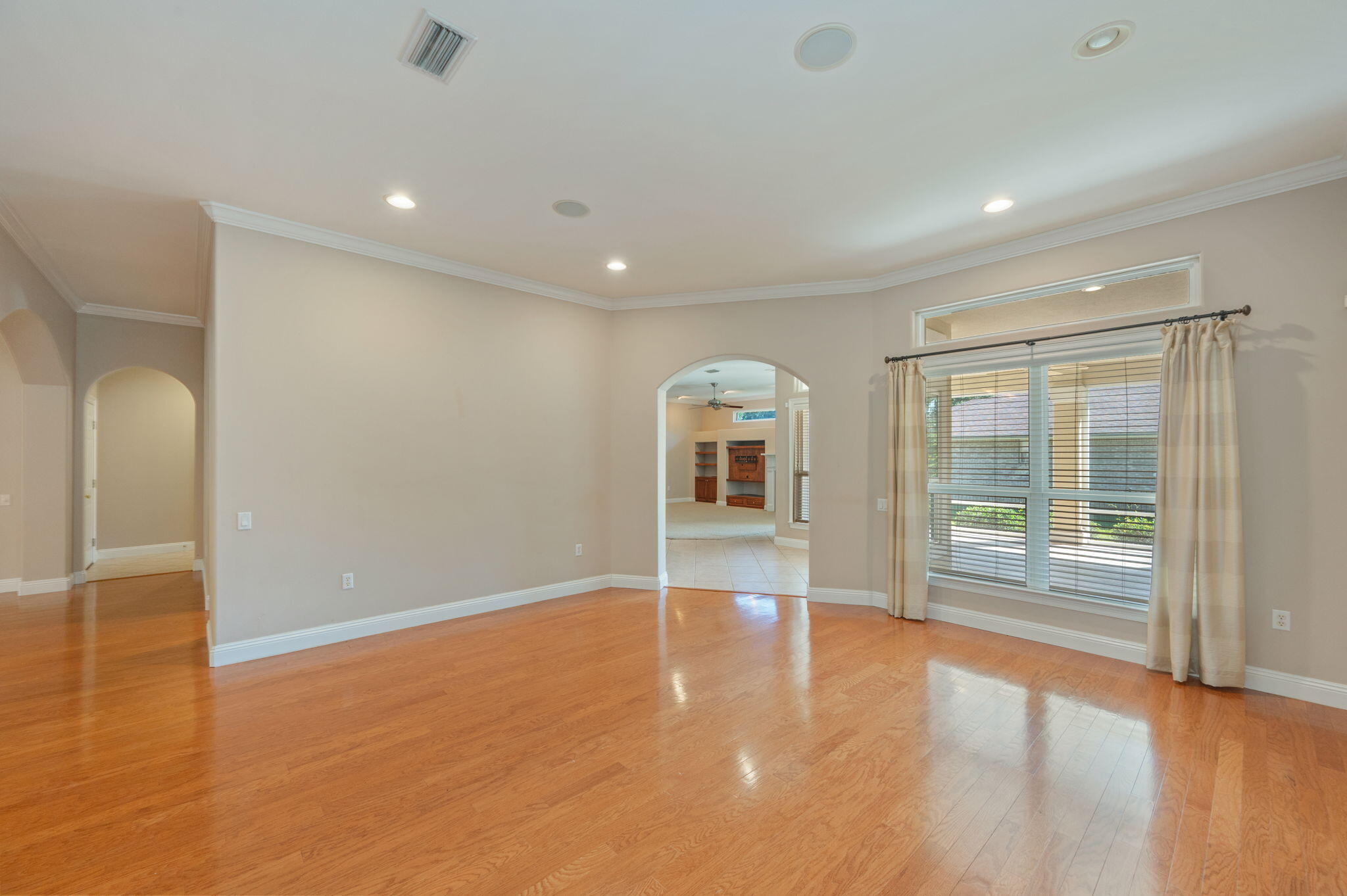 SILVER OAKS PH 1 - Residential