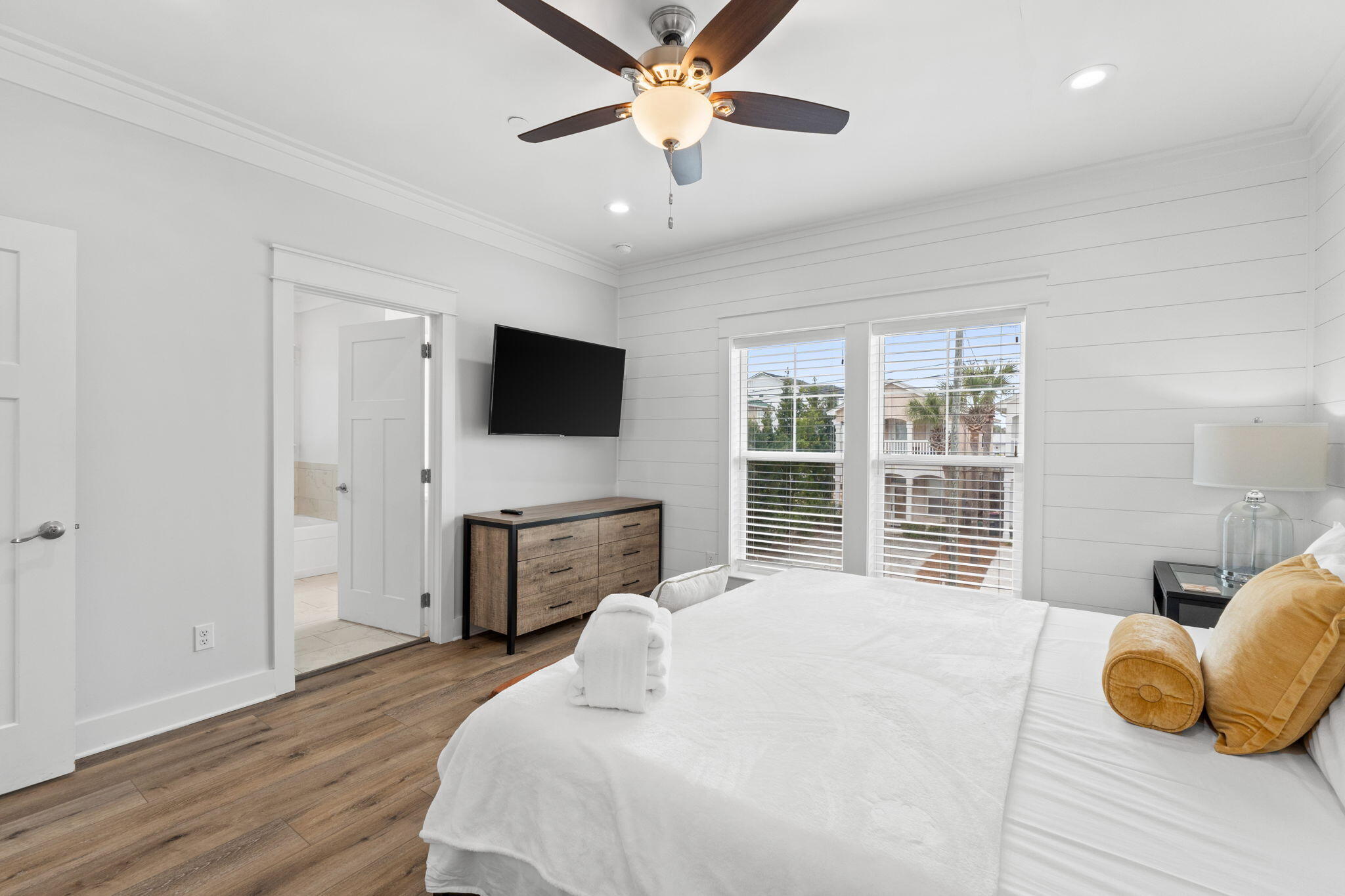 RIVIERA BEACH - Residential