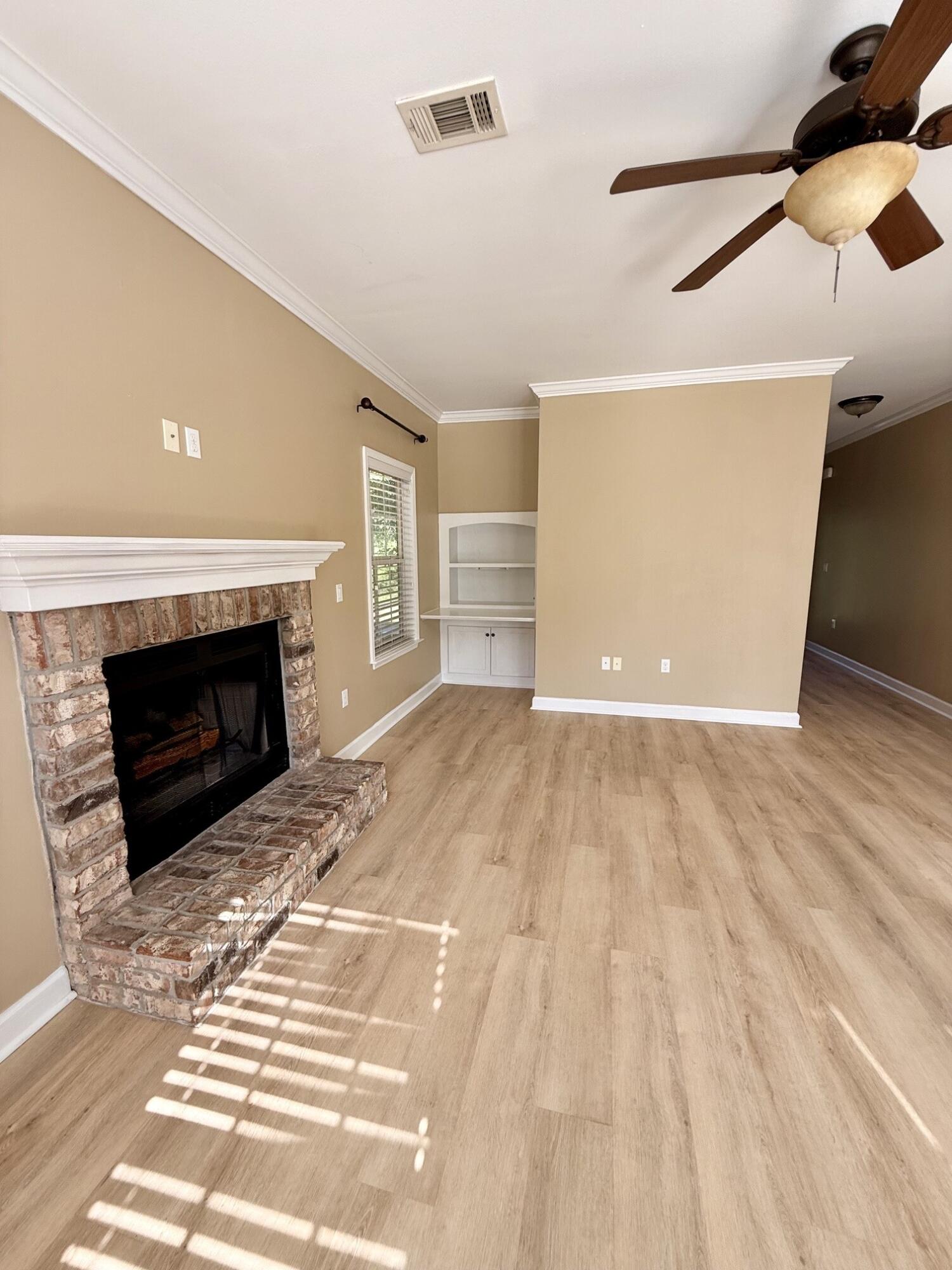 DUGGAN POND ESTATES - Residential Lease
