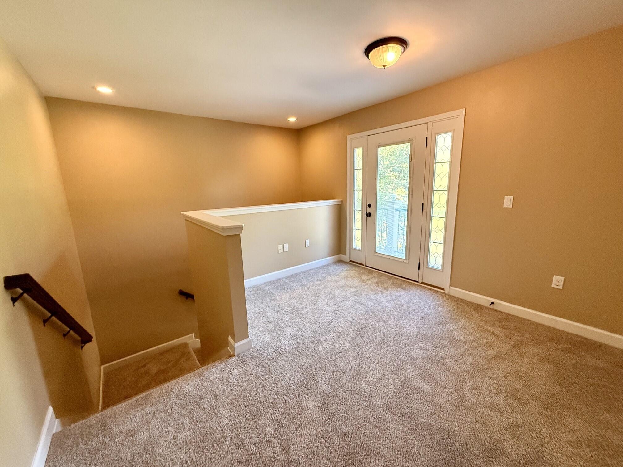 DUGGAN POND ESTATES - Residential Lease
