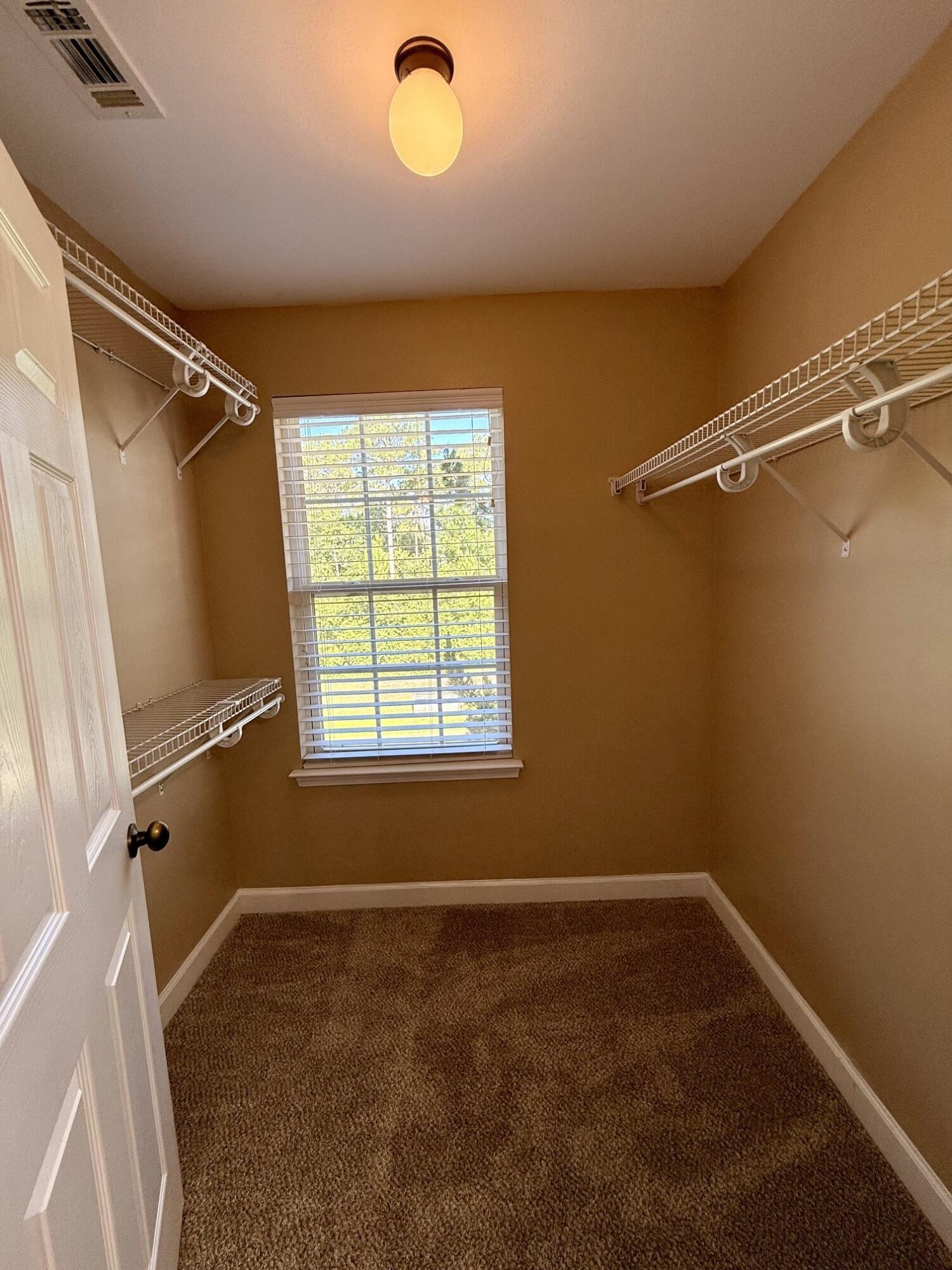 DUGGAN POND ESTATES - Residential Lease