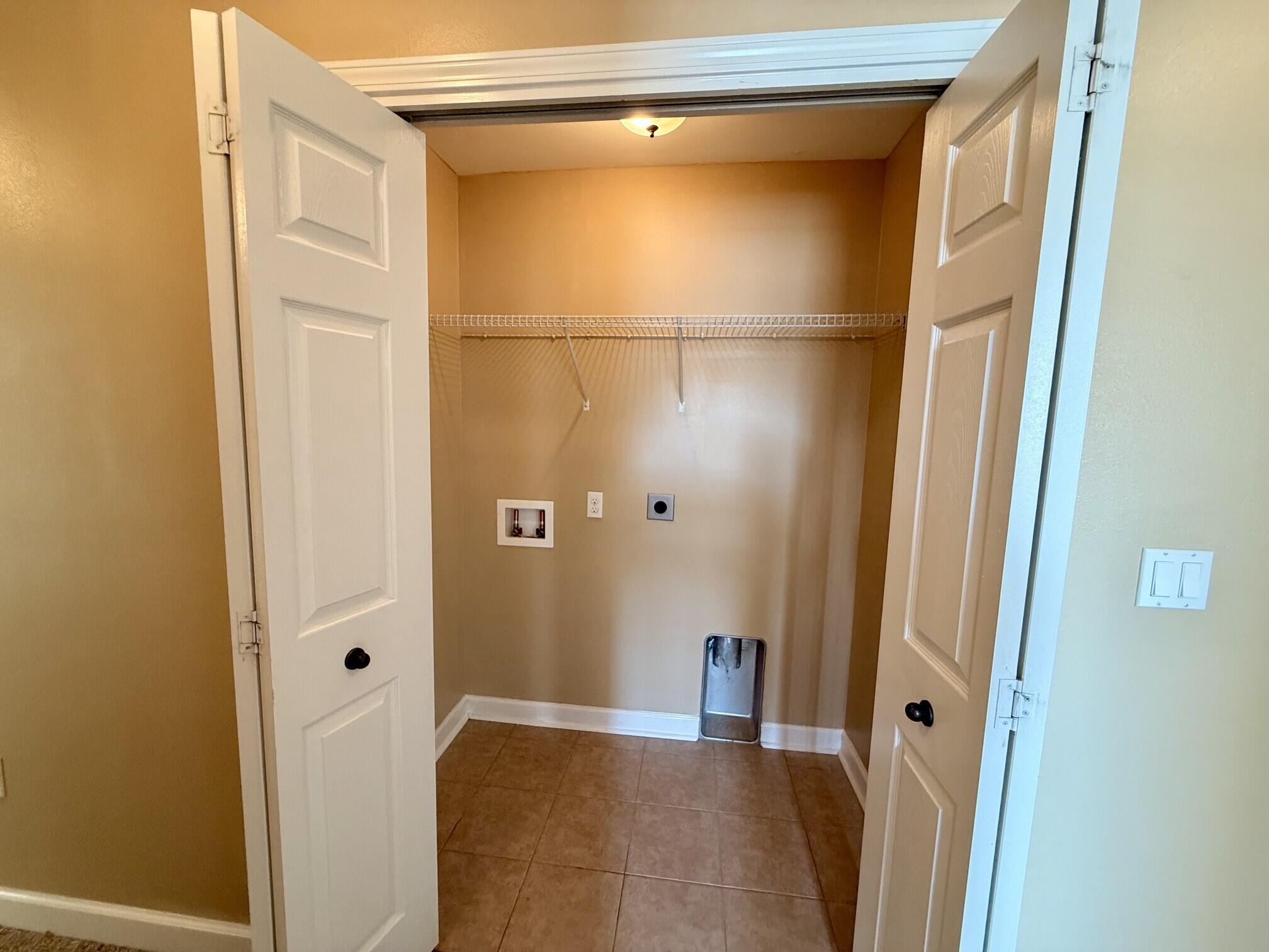 DUGGAN POND ESTATES - Residential Lease