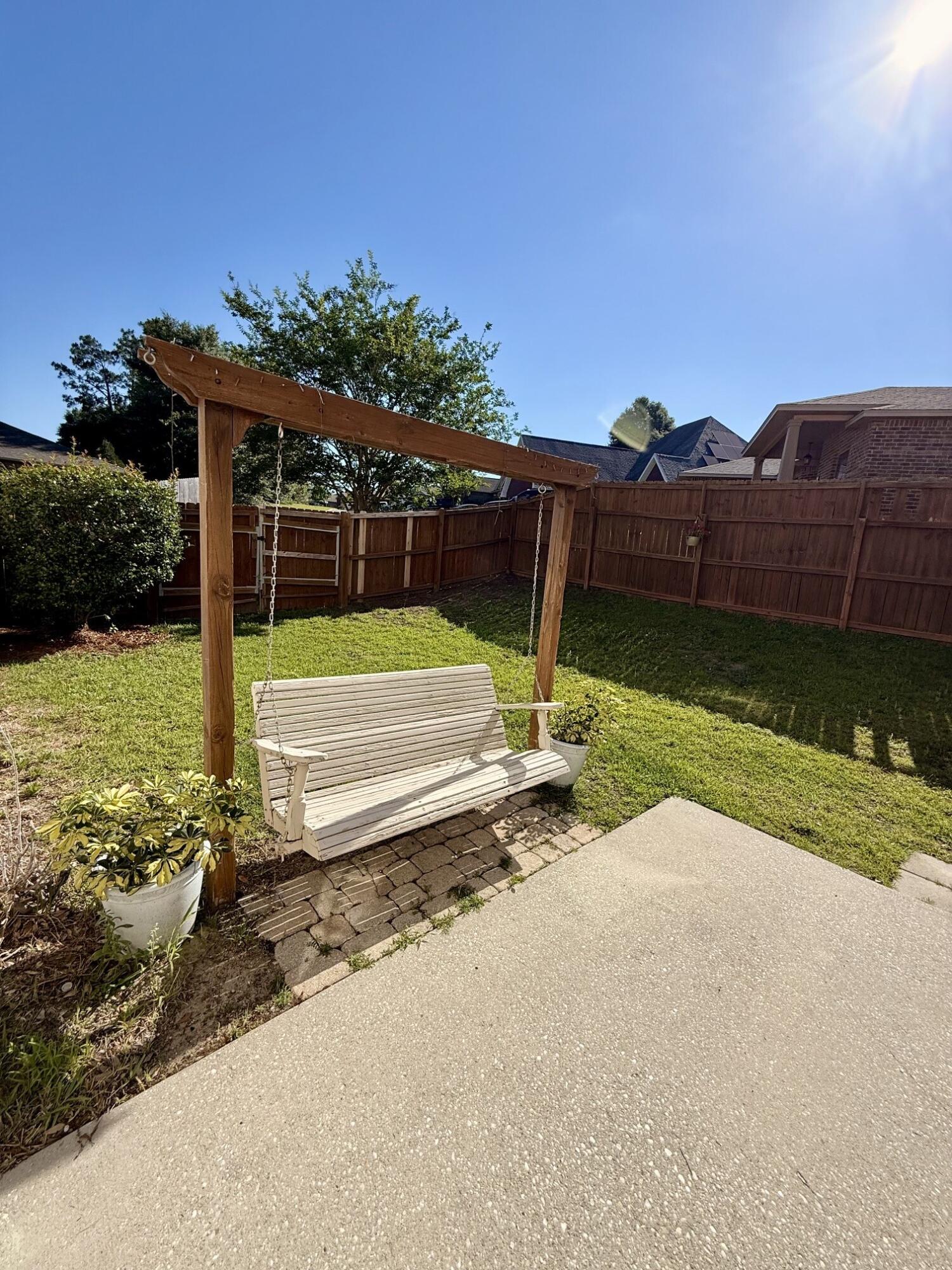 DUGGAN POND ESTATES - Residential Lease