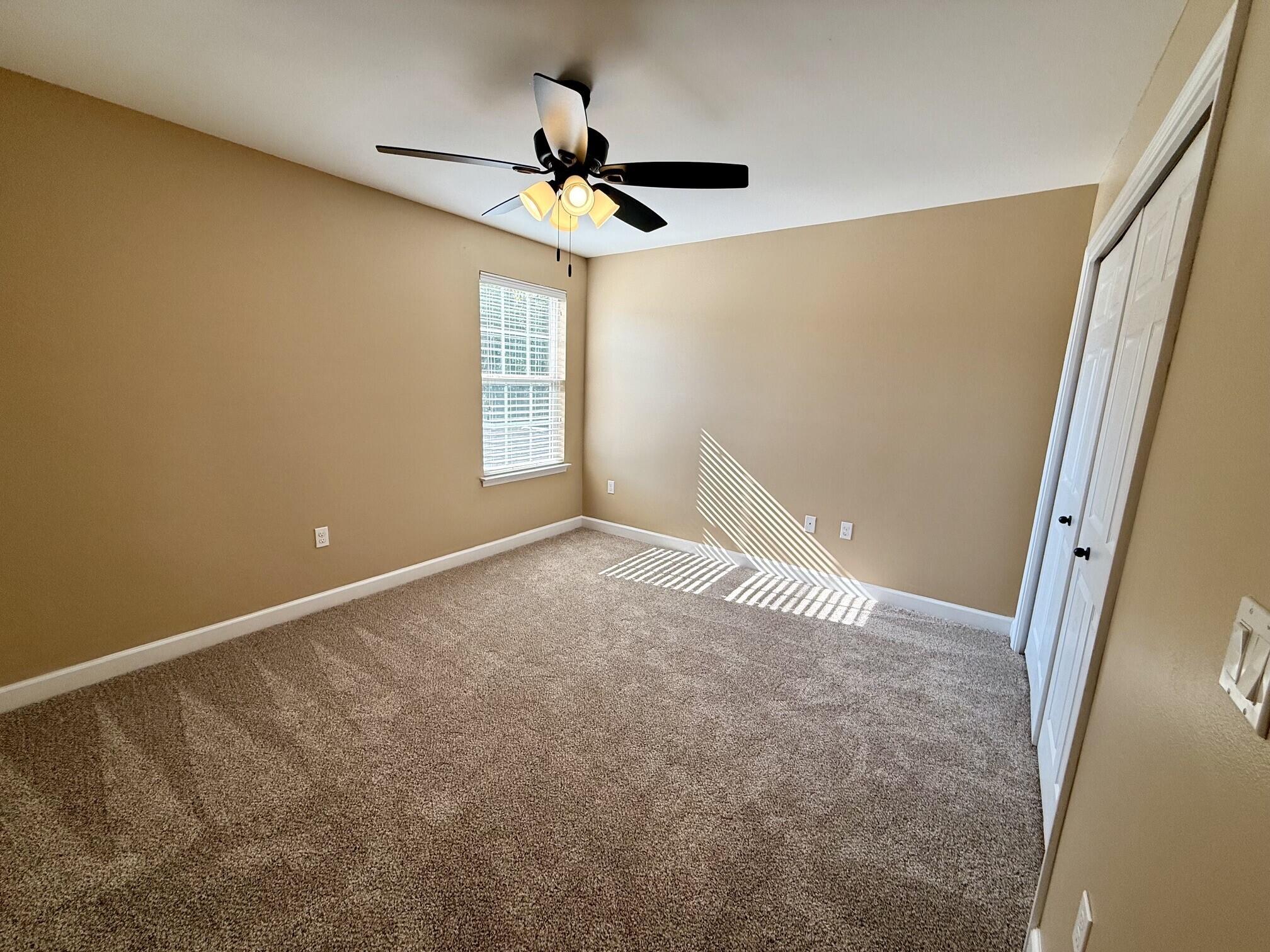 DUGGAN POND ESTATES - Residential Lease