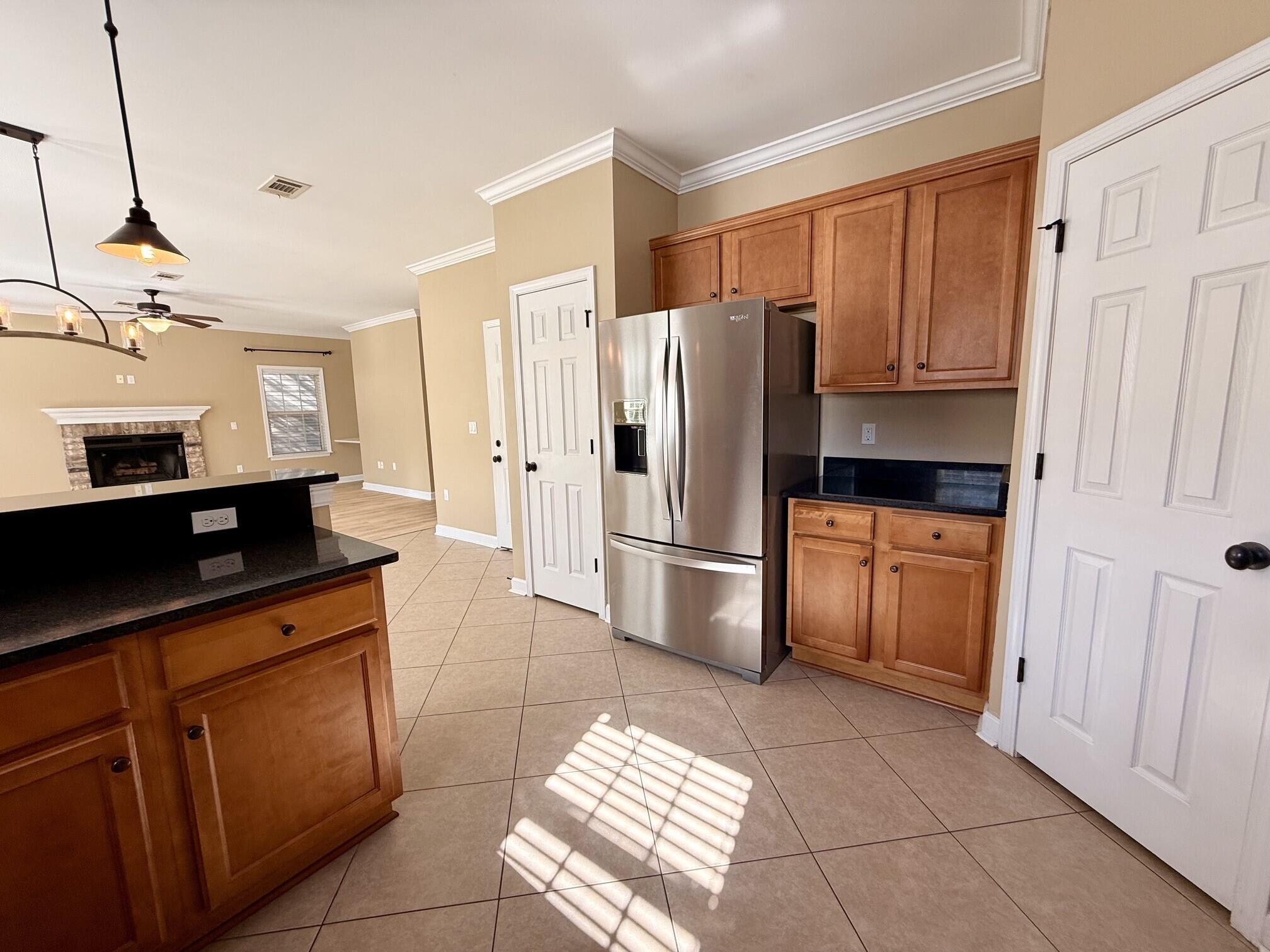 DUGGAN POND ESTATES - Residential Lease