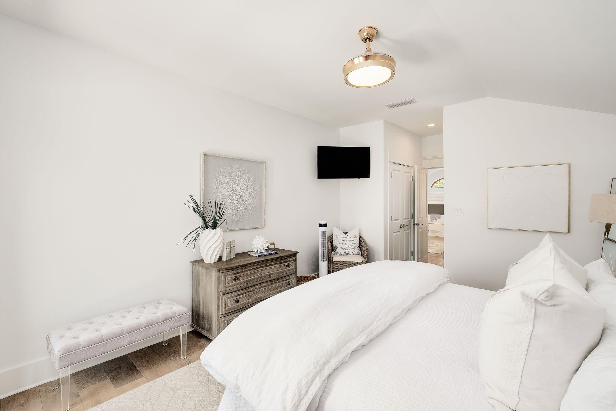 BURNT PINE - Residential