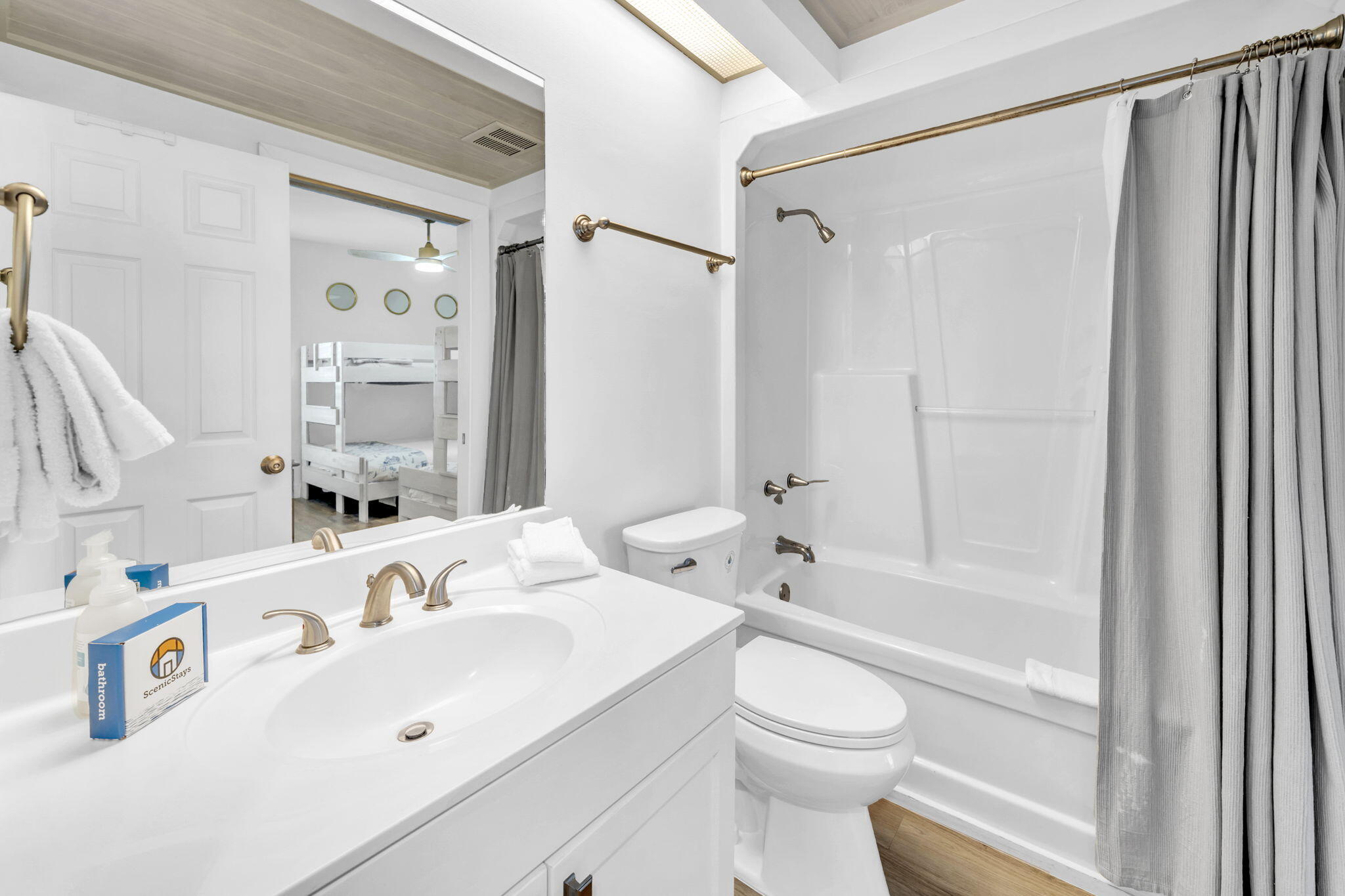 HIGH POINTE RESORT CONDO - Residential