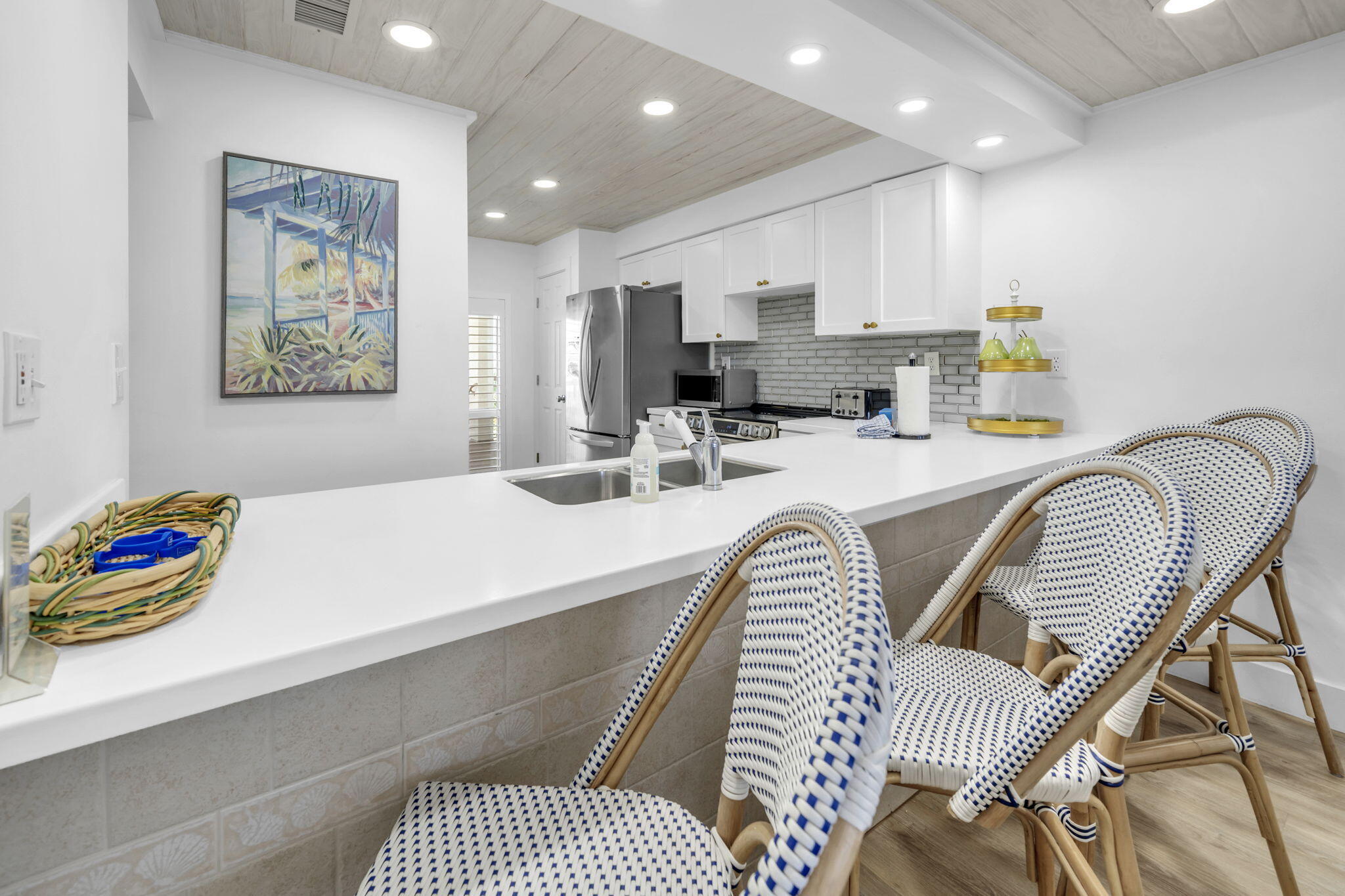 HIGH POINTE RESORT CONDO - Residential