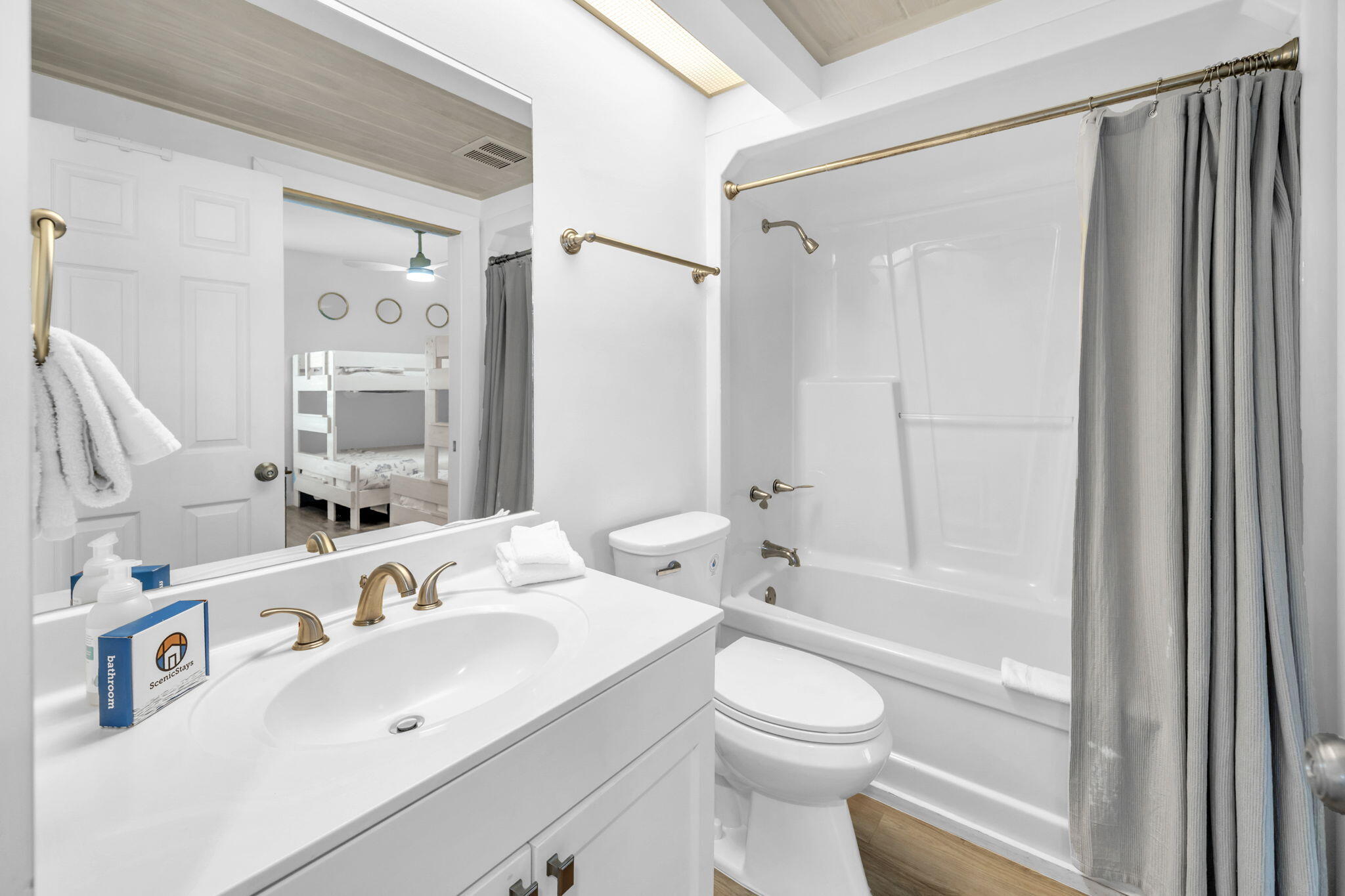 HIGH POINTE RESORT CONDO - Residential
