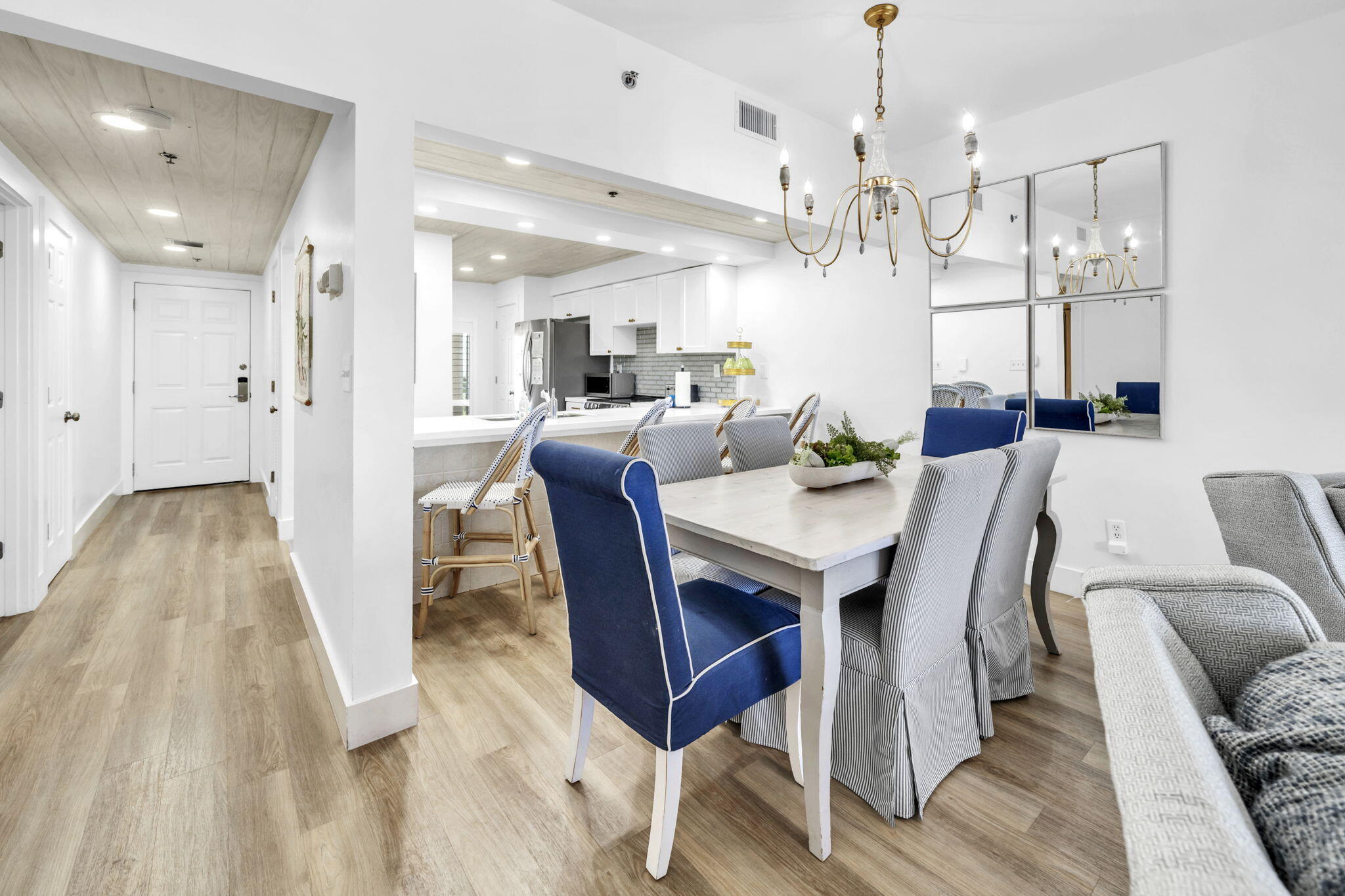 HIGH POINTE RESORT CONDO - Residential
