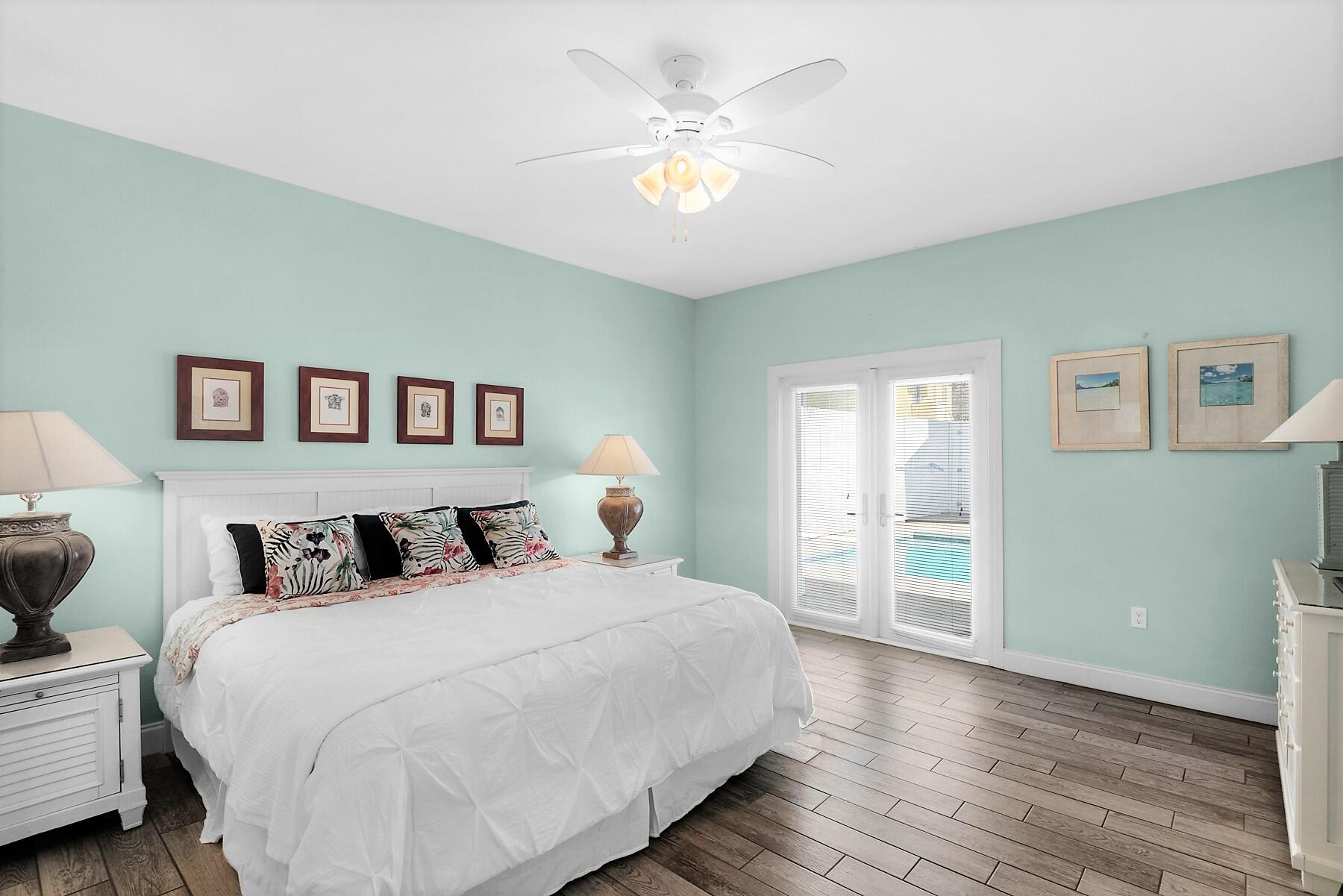 CRYSTAL BEACH - Residential