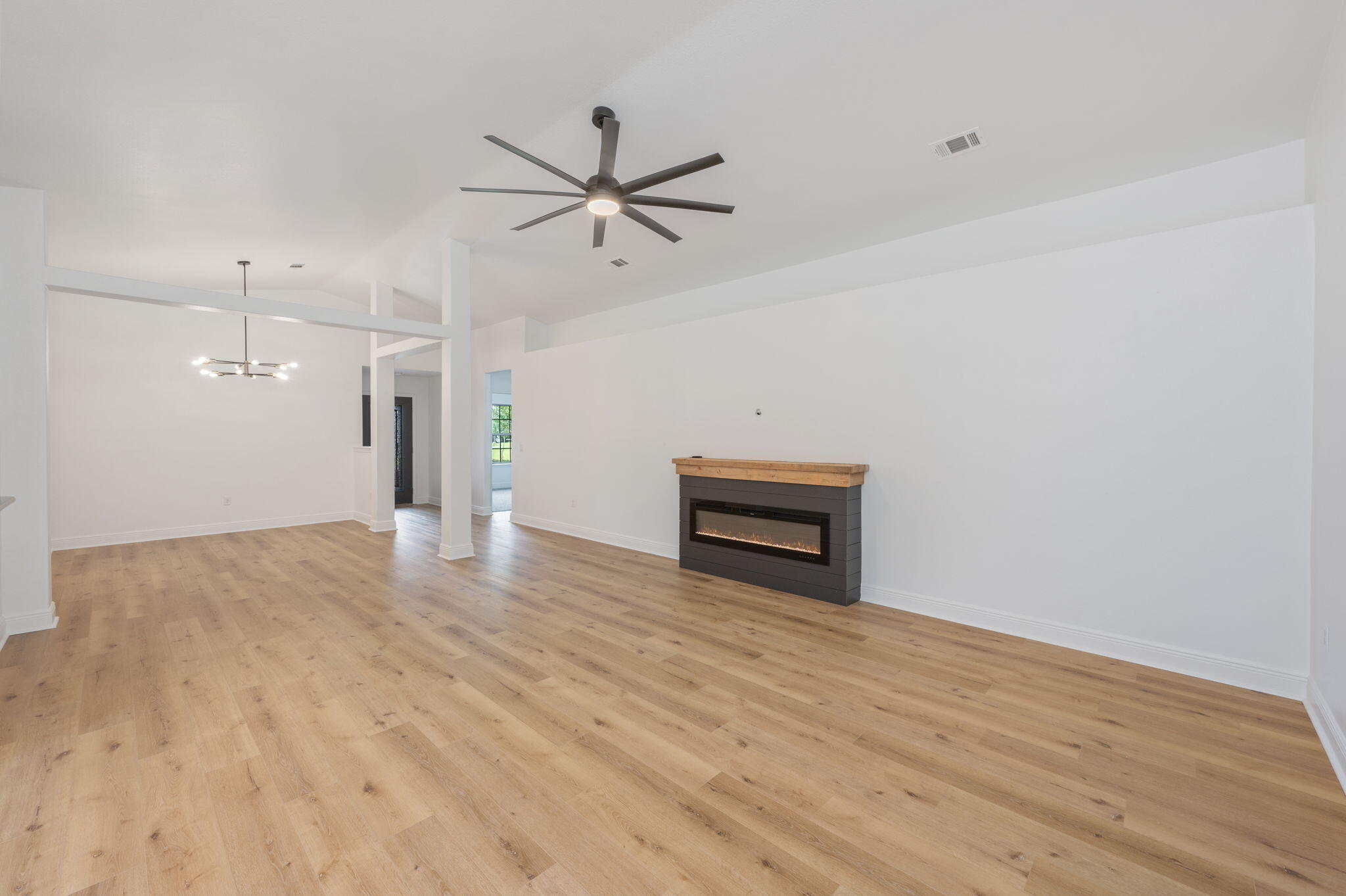 ALICIA PLACE - Residential