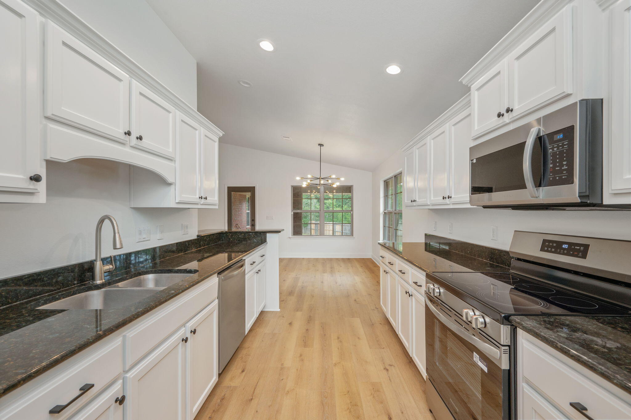 ALICIA PLACE - Residential