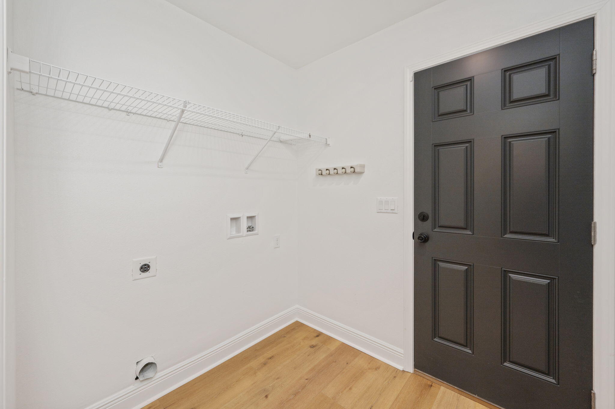 ALICIA PLACE - Residential