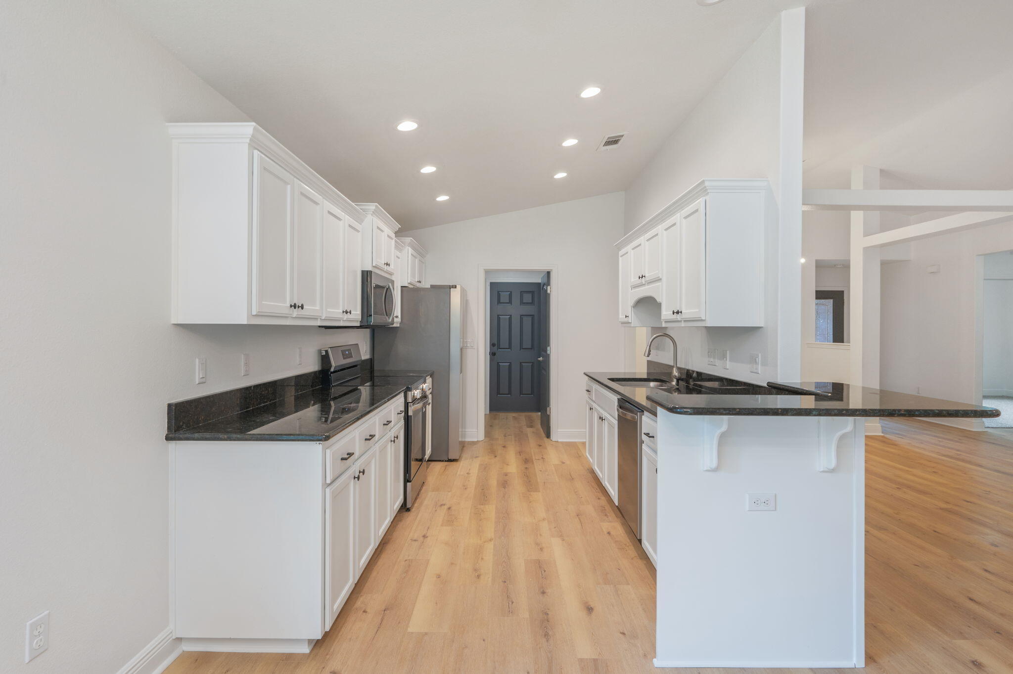 ALICIA PLACE - Residential