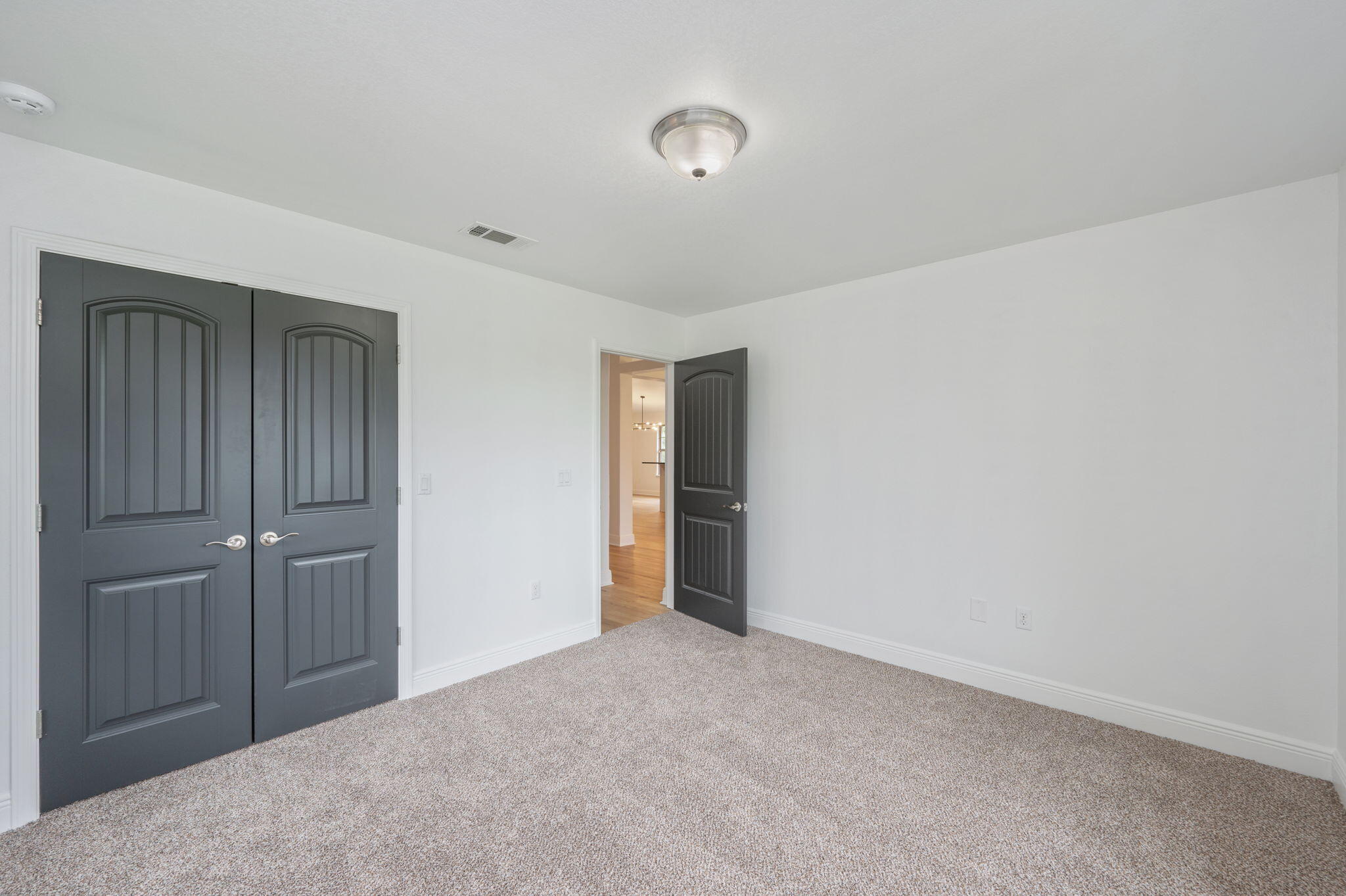ALICIA PLACE - Residential