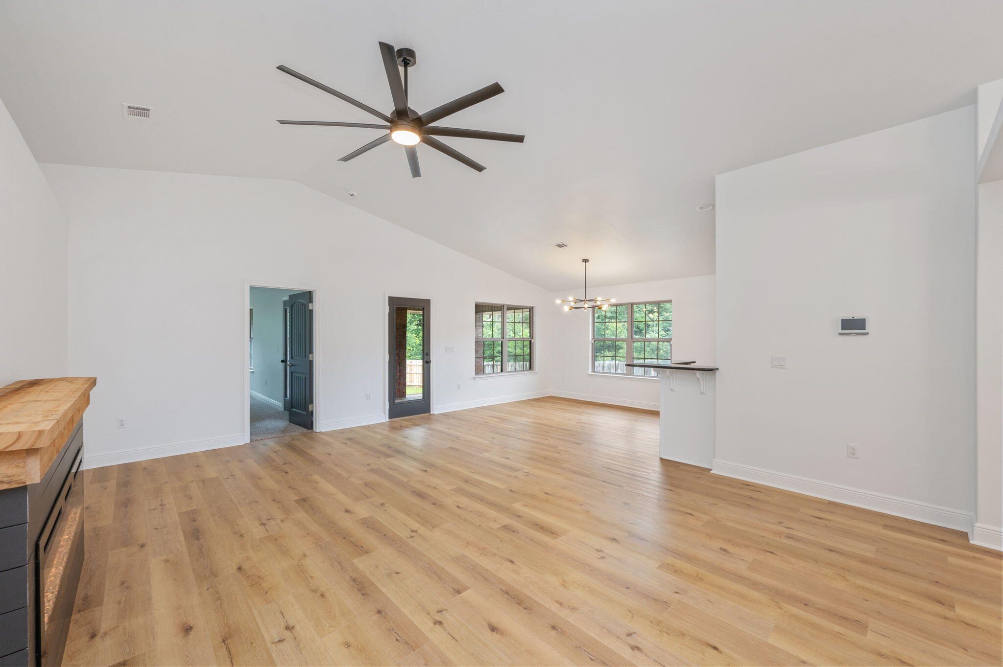 ALICIA PLACE - Residential