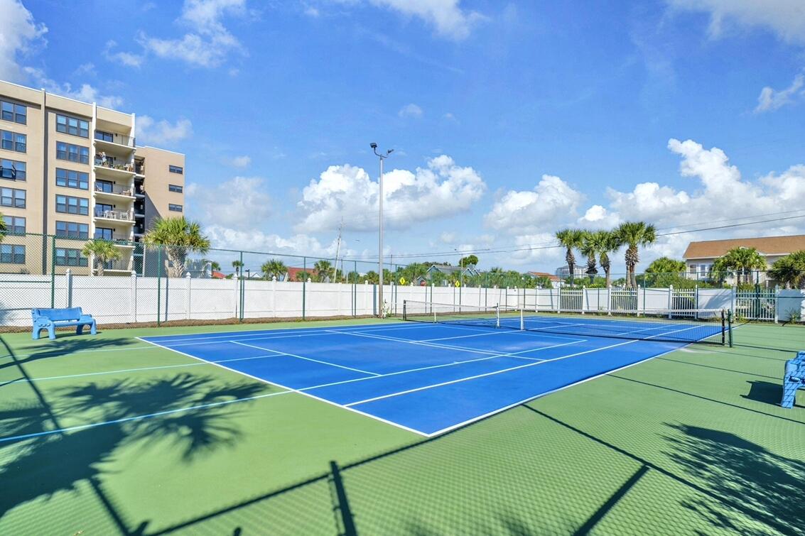 ISLAND ECHO CONDO Unit 6-E - Residential