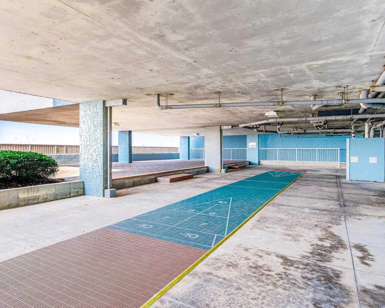 ISLANDER BEACH RESORT CONDO - Residential