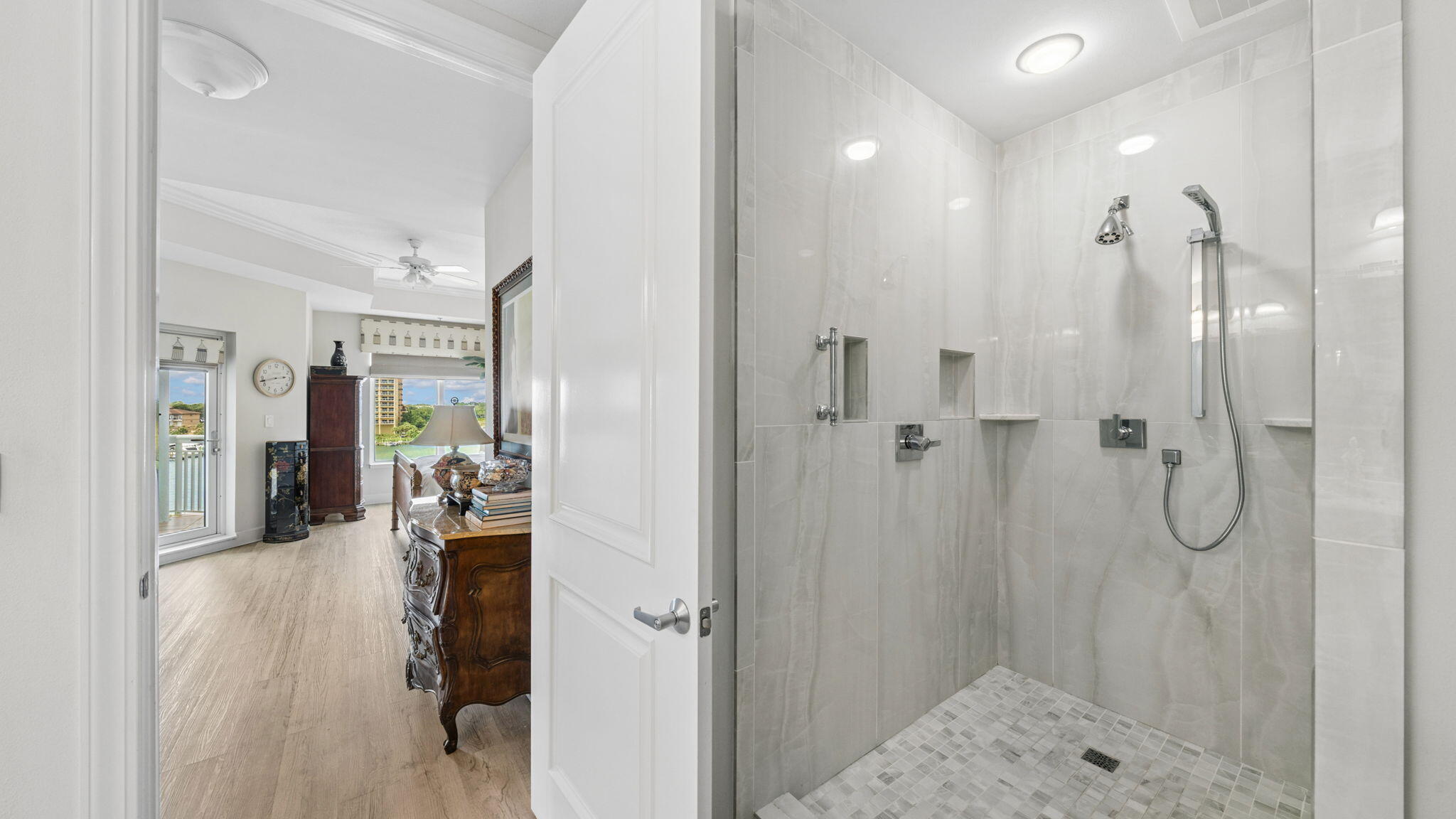 HARBOR LANDING - Residential
