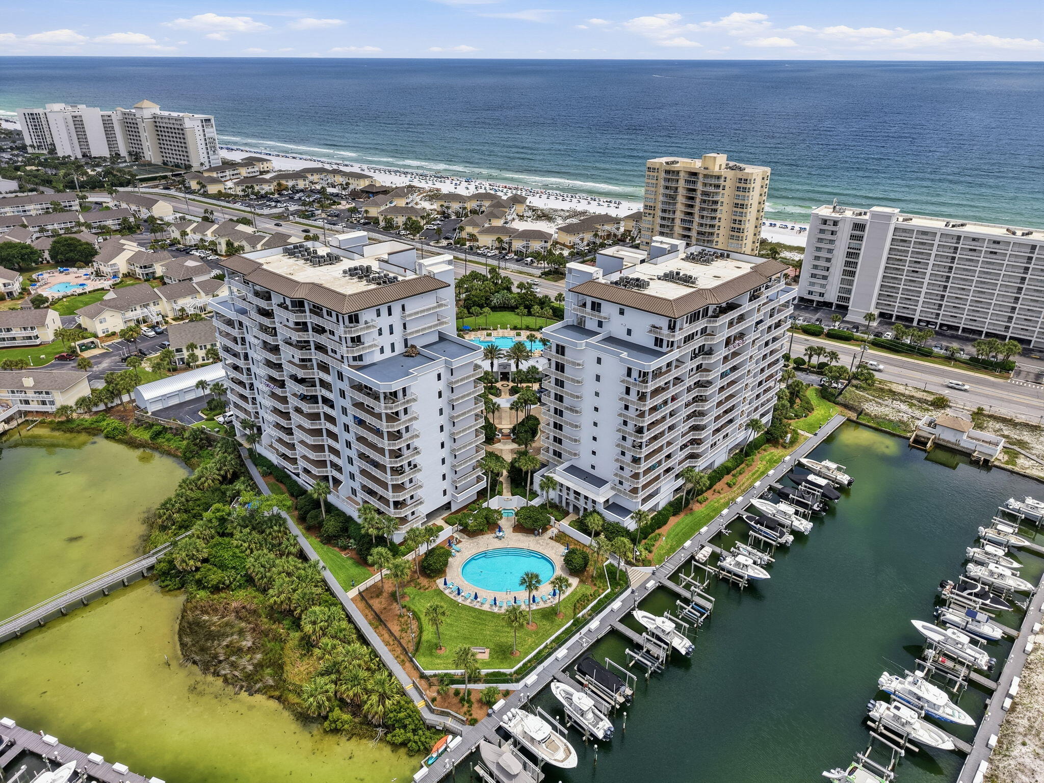 HARBOR LANDING - Residential