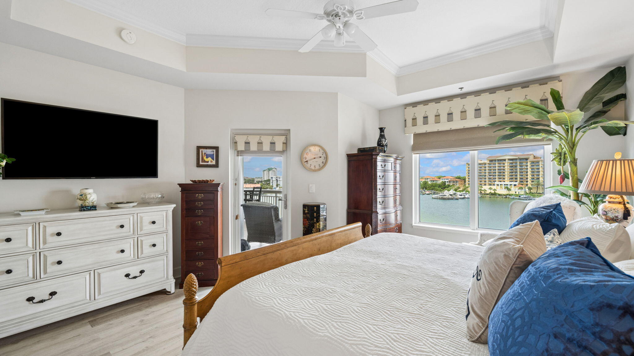 HARBOR LANDING - Residential