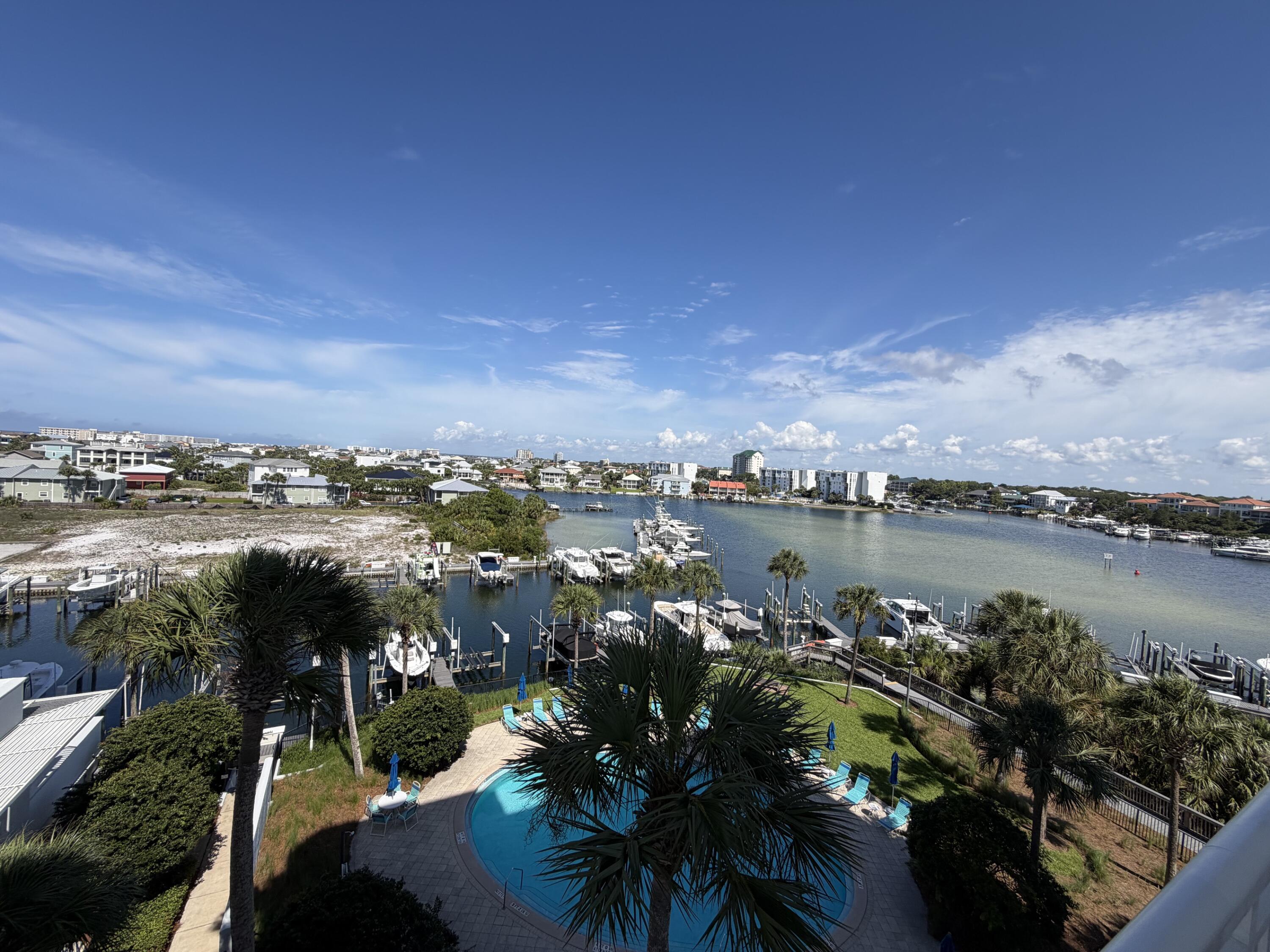 HARBOR LANDING - Residential