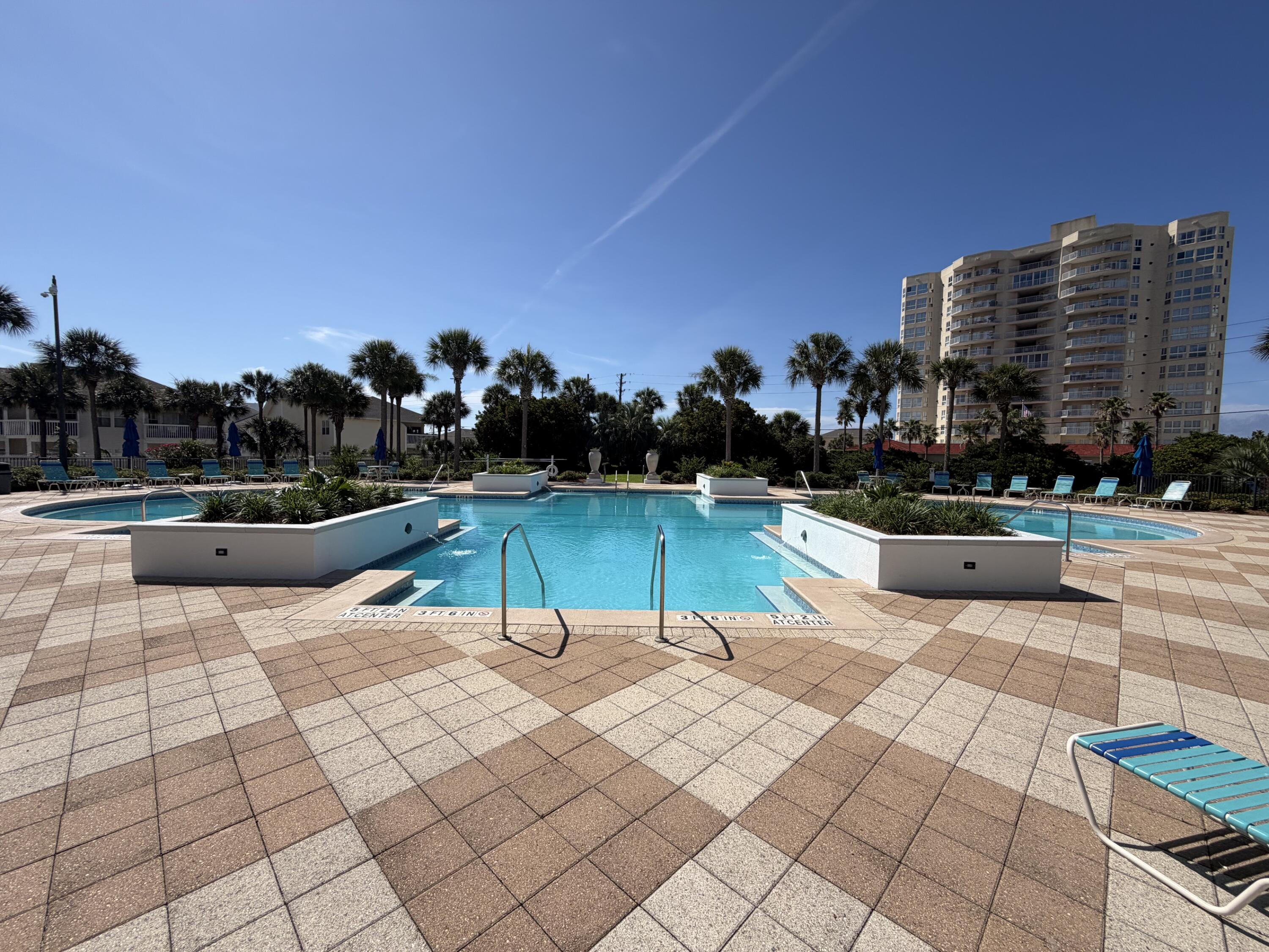 HARBOR LANDING - Residential