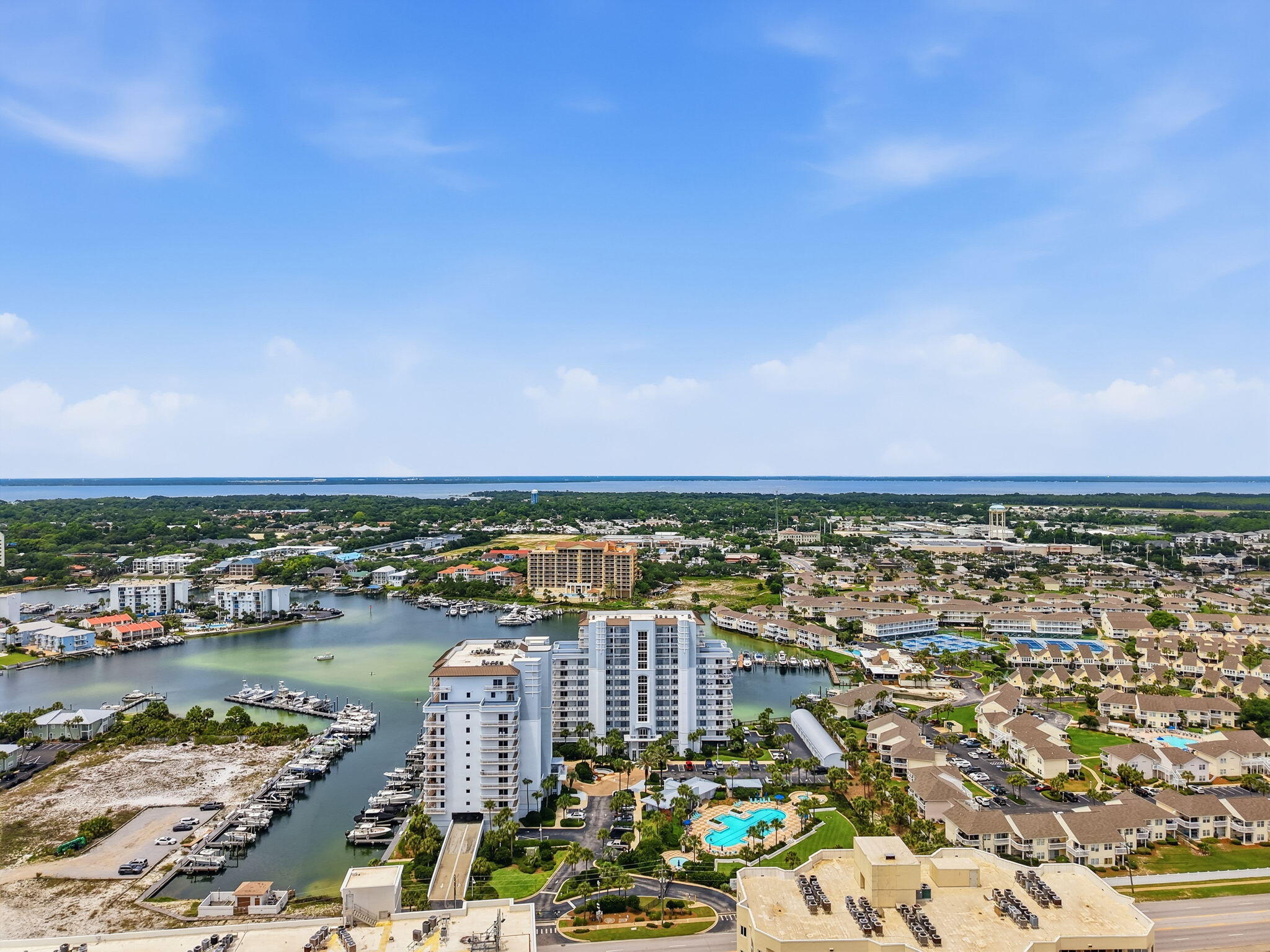 HARBOR LANDING - Residential