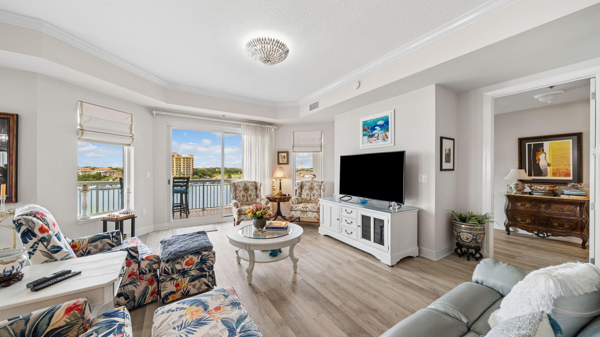 HARBOR LANDING - Residential